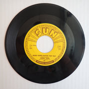 Johnny Cash - Come In Stranger / Guess Things Happen That Way (Loose) - Vinyl