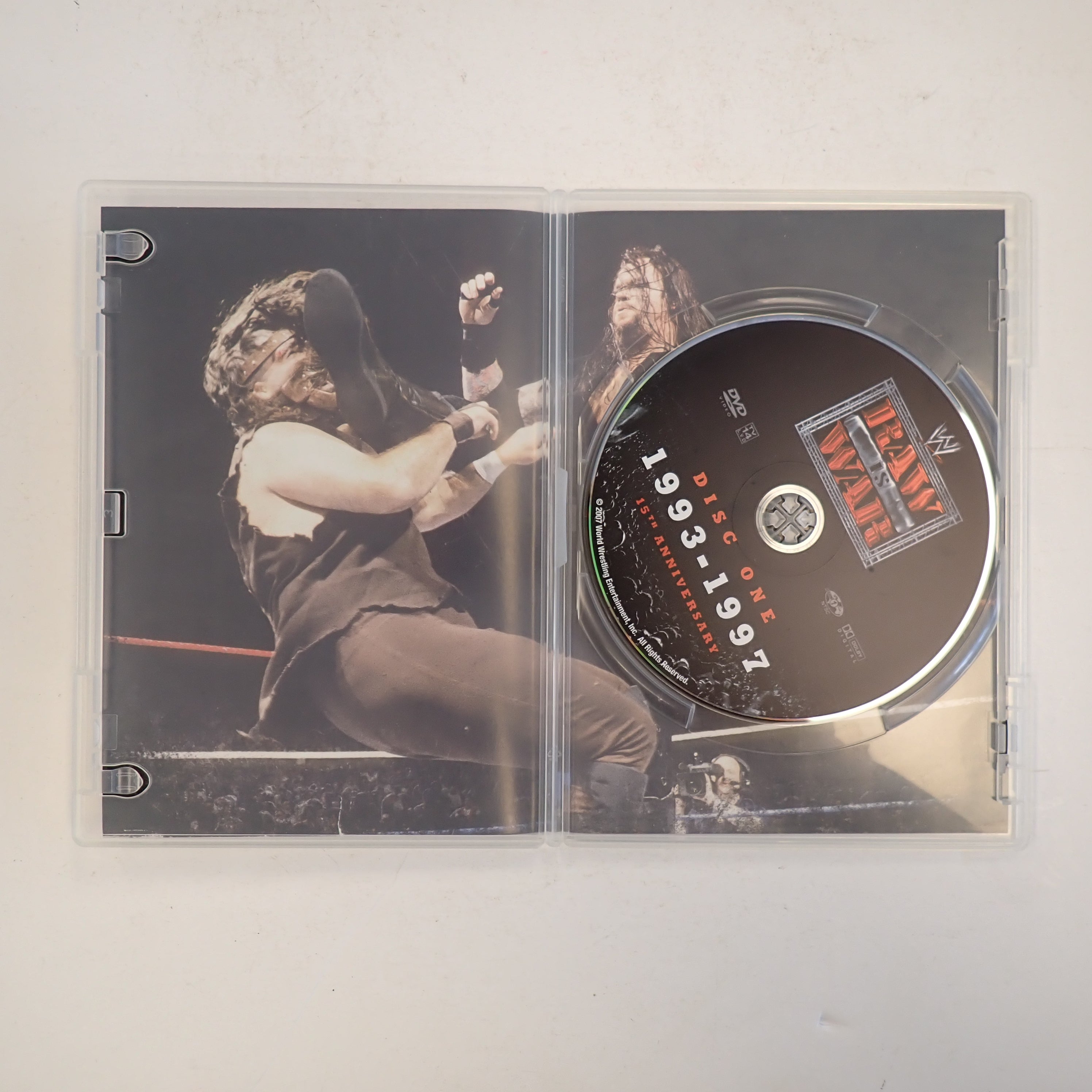 The Best of Raw vs War - DVD