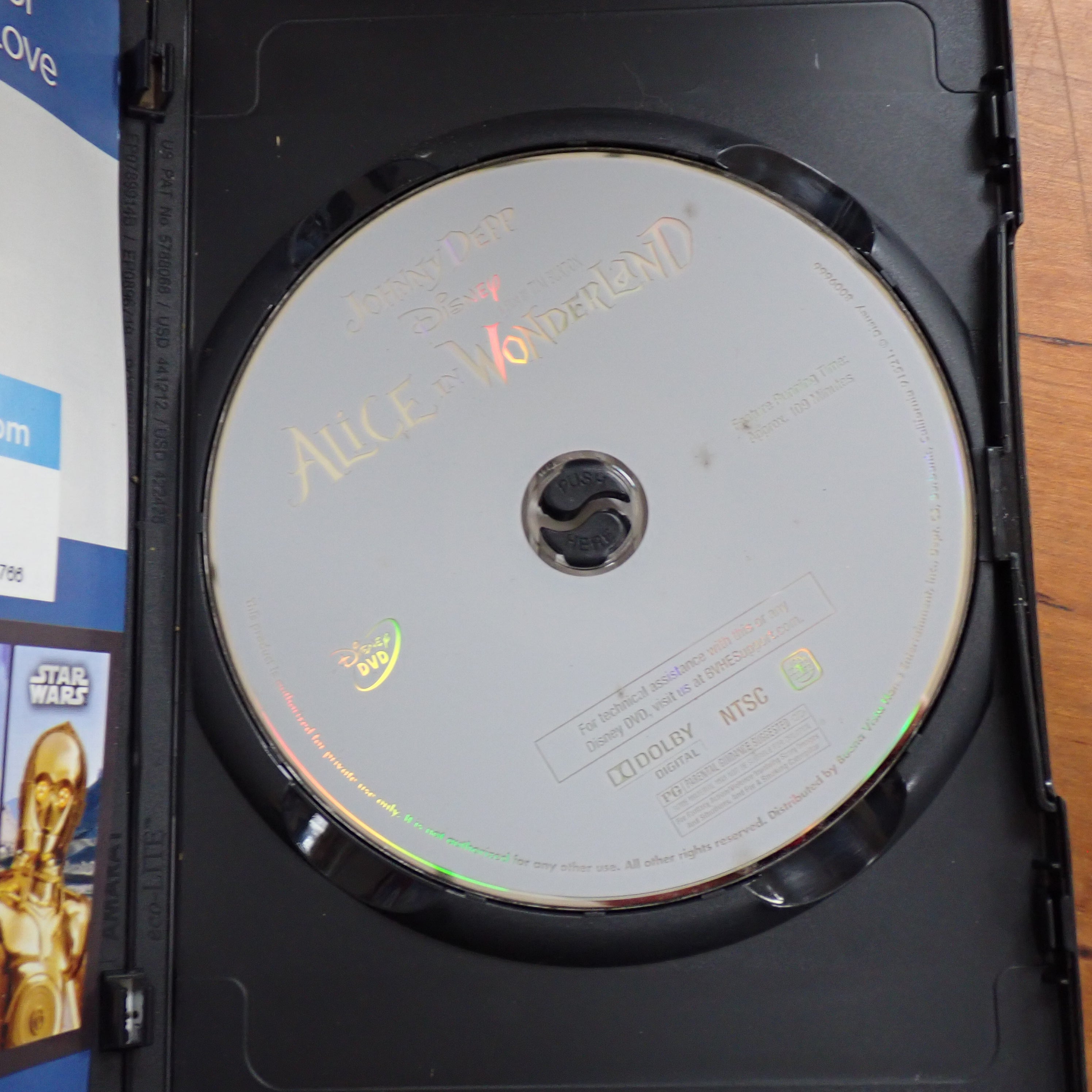 Tim Burton's Alice in Wonderland - DVD