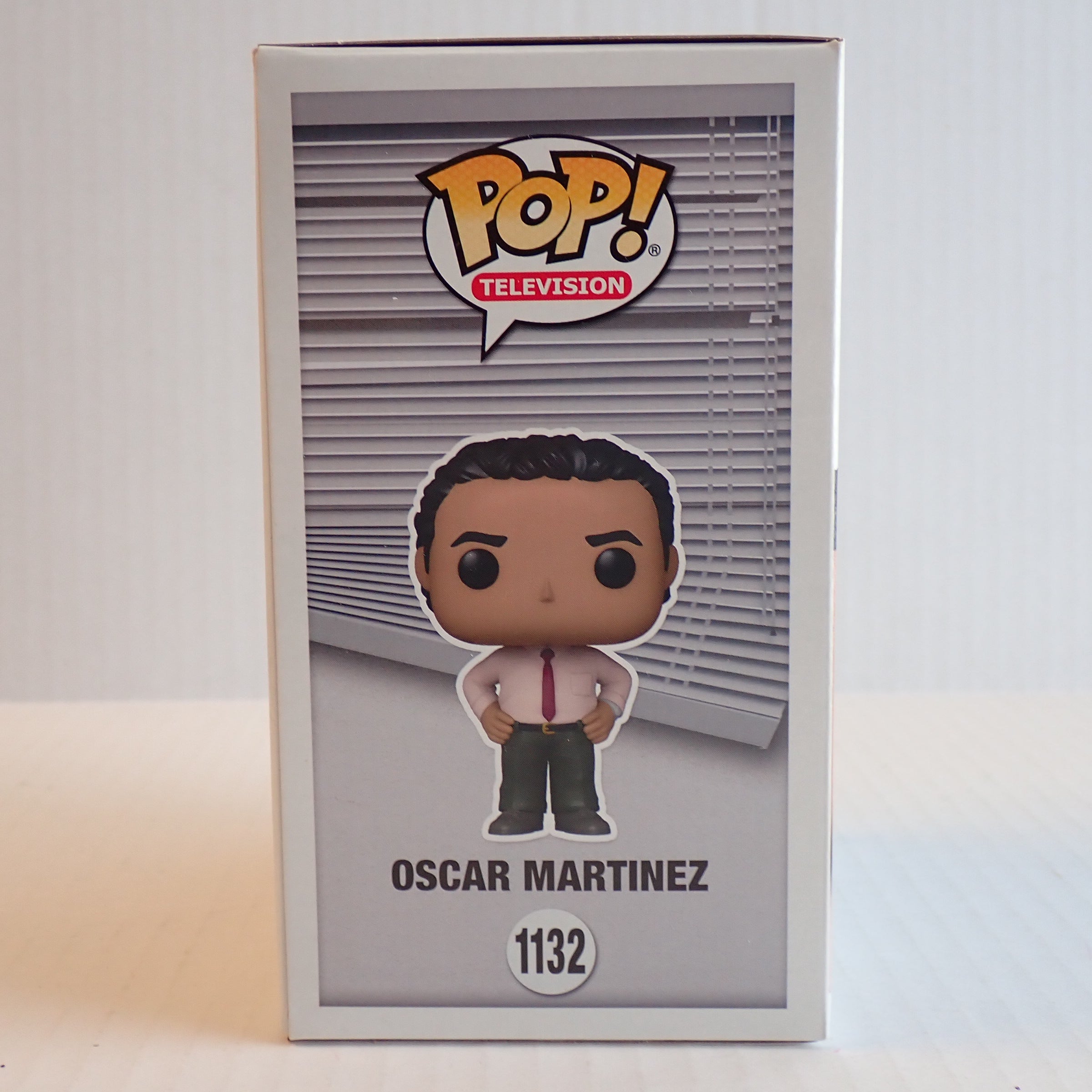 Oscar Martinez (Autographed by Oscar Nunez) - POP! #1132