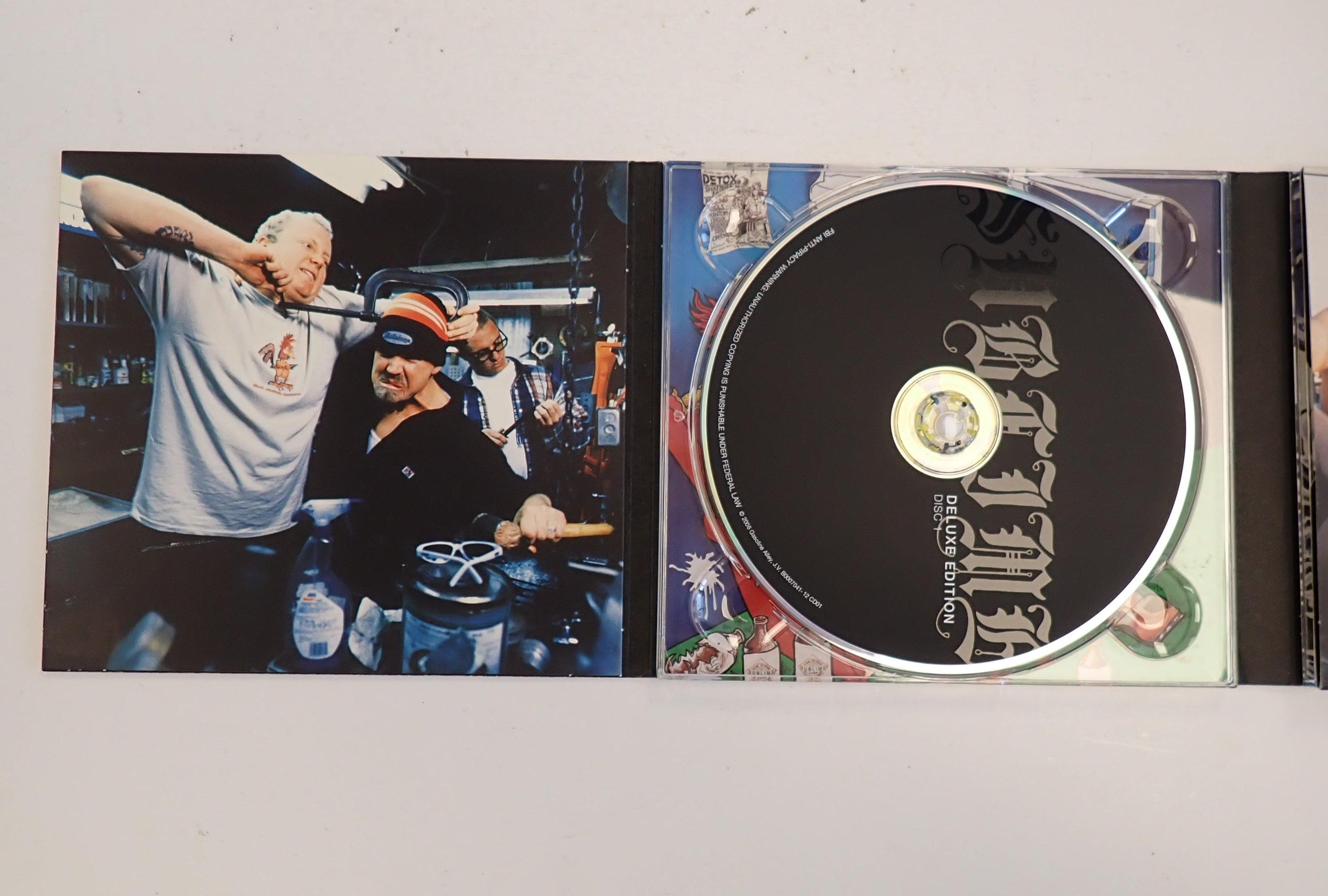 Sublime Deluxe Edition - CD