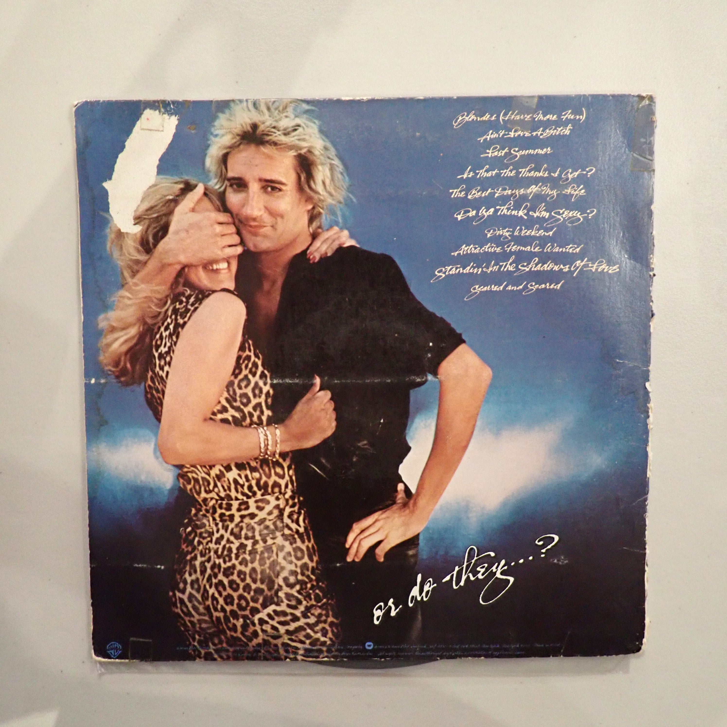 Rod Stewart – Blondes Have More Fun
