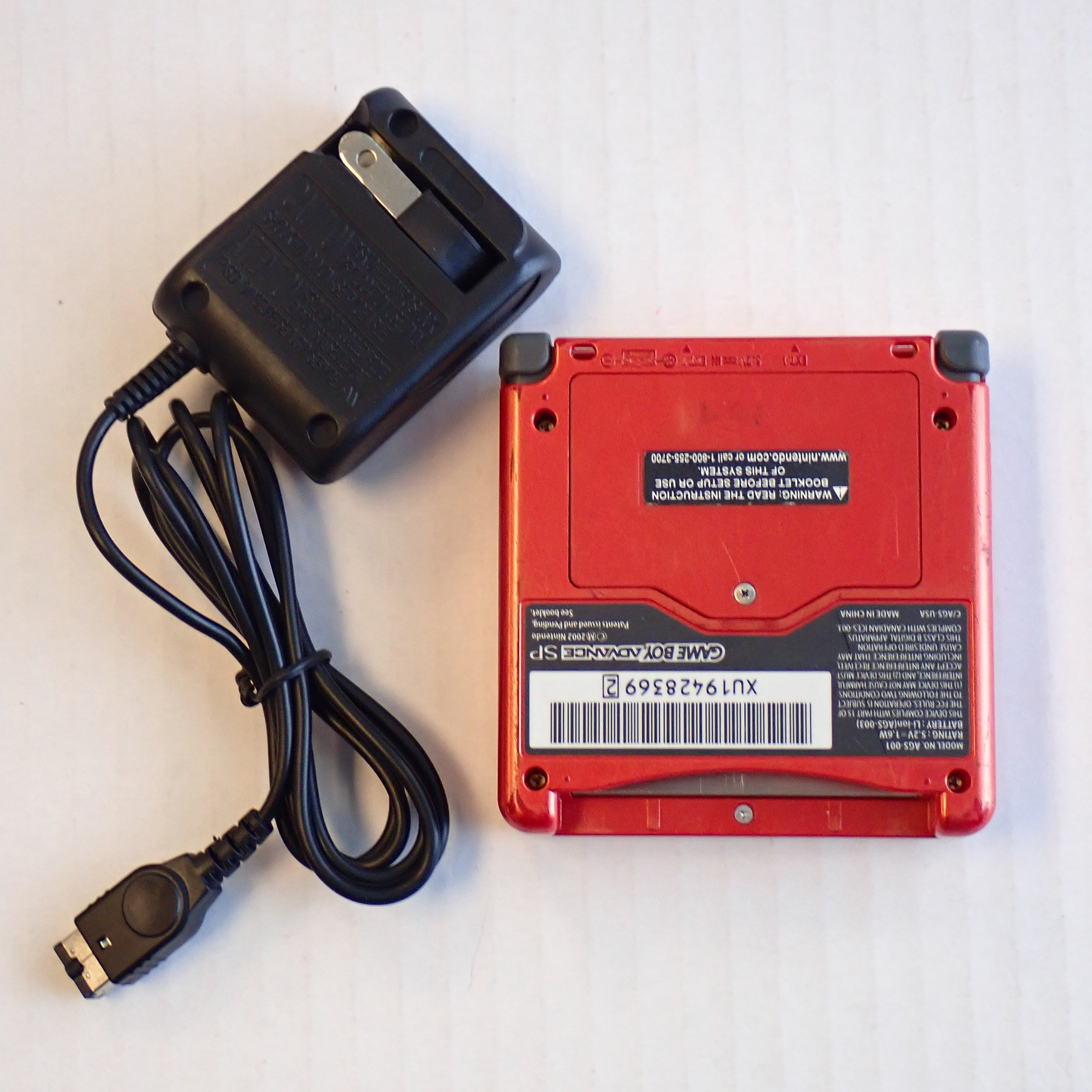 Game Boy Advance SP (001 model) - Red