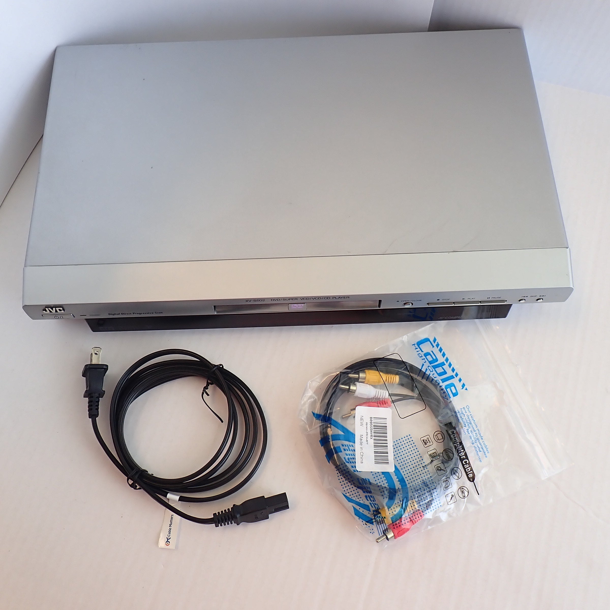 JVC XV-S502 DVD Player [Pre-Owned]