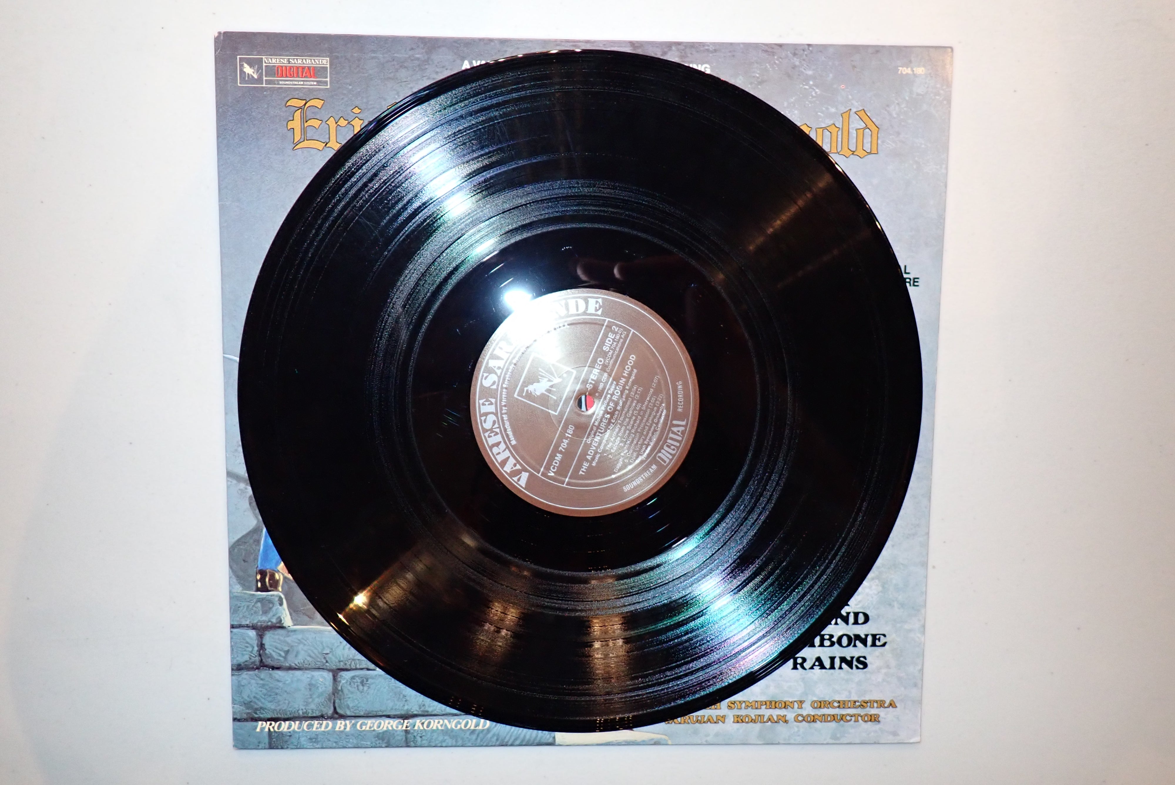 Erich Wolfgang Korngold - The Adventures Of Robin Hood (The Original Motion Picture Score)