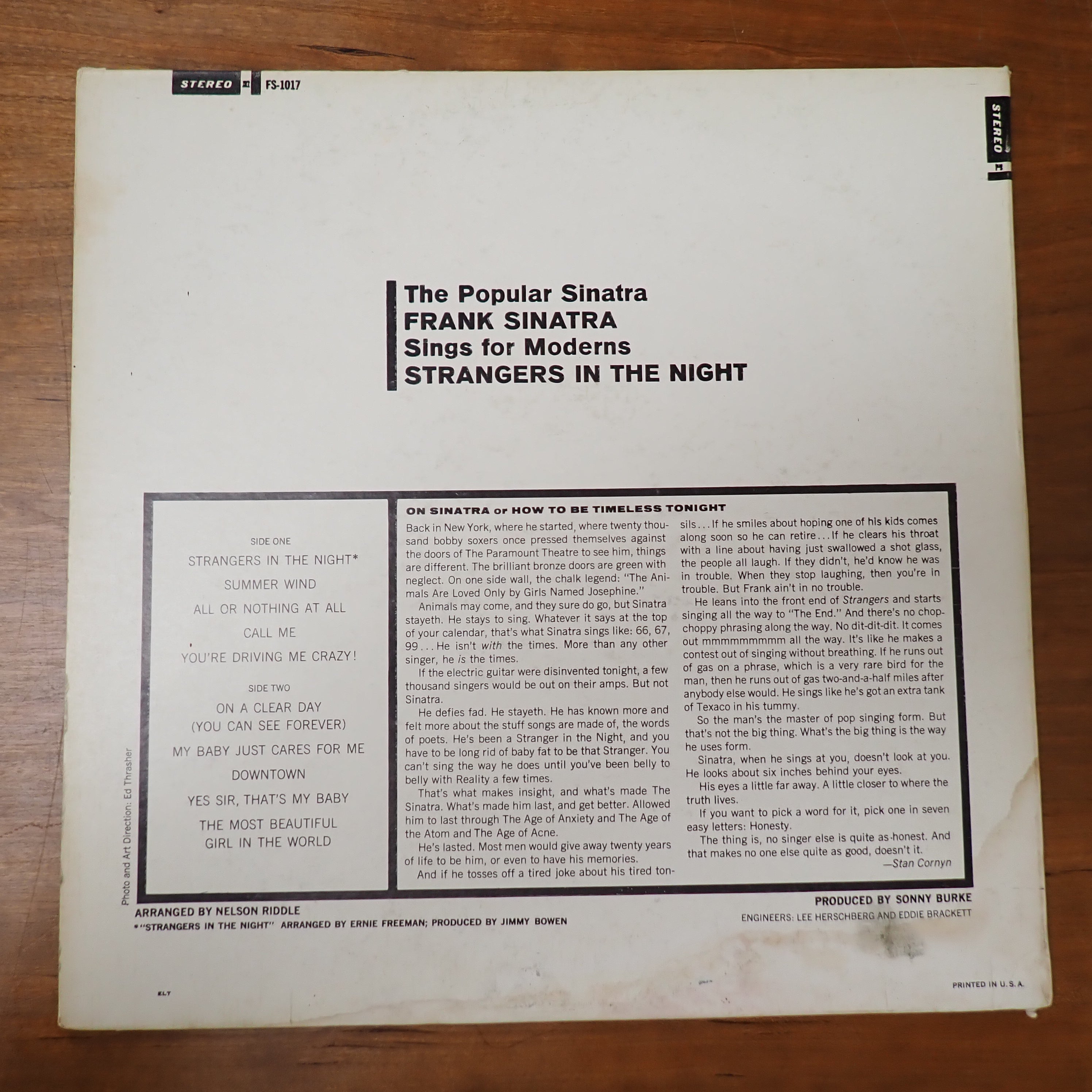 Frank Sinatra - Strangers In The Night