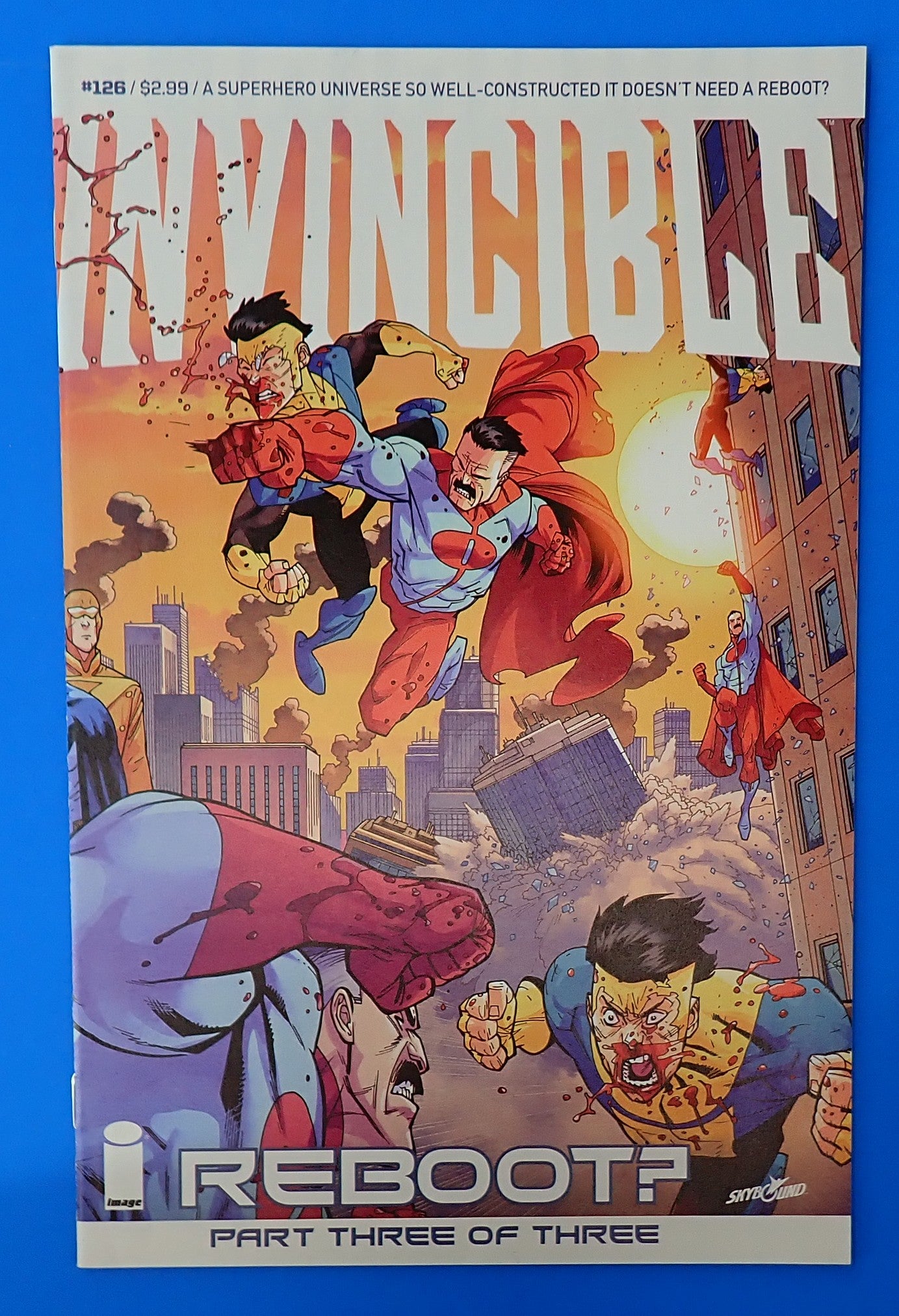 Invincible #126 (2015) - NM- (9.2) - Low Print Run