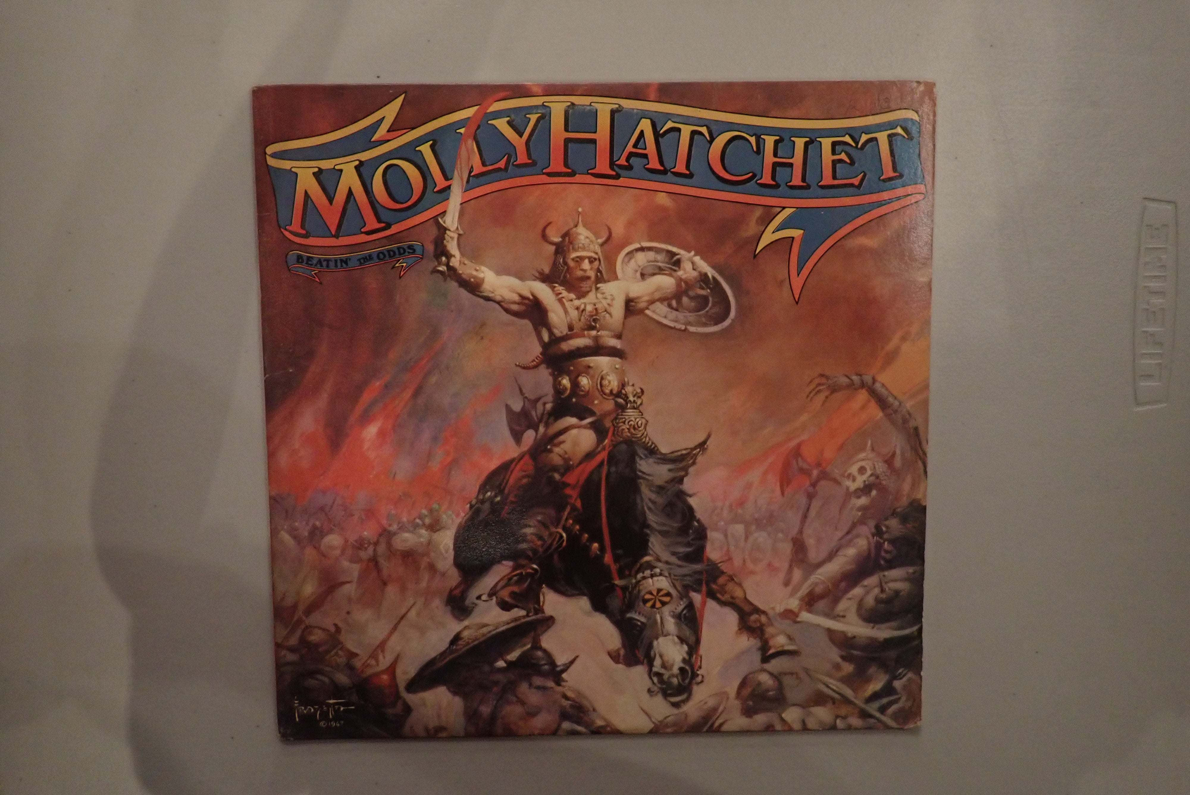 Molly Hatchet – Beatin' The Odds