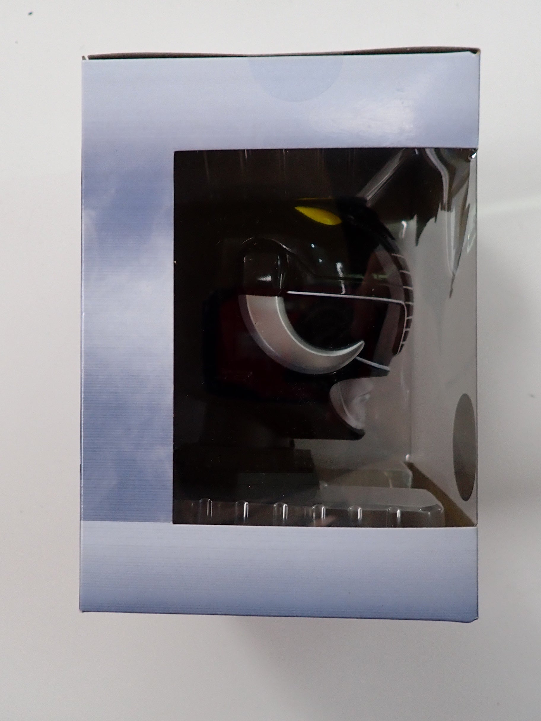 Black Ranger Helmet - MMPR Legacy Collection [Pre-Owned]