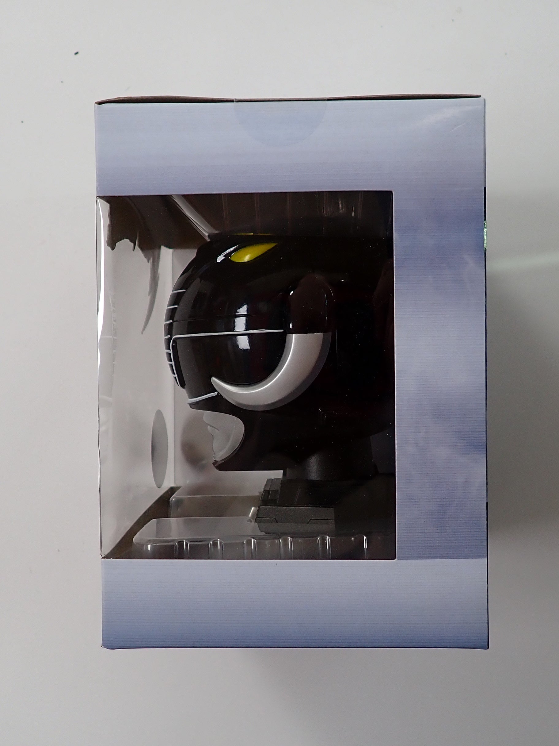 Black Ranger Helmet - MMPR Legacy Collection [Pre-Owned]