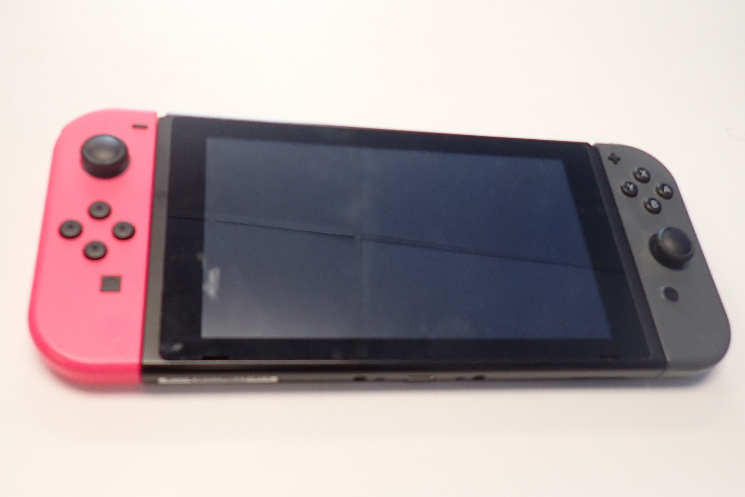 Nintendo Switch Console - Switch [Pre-Owned]