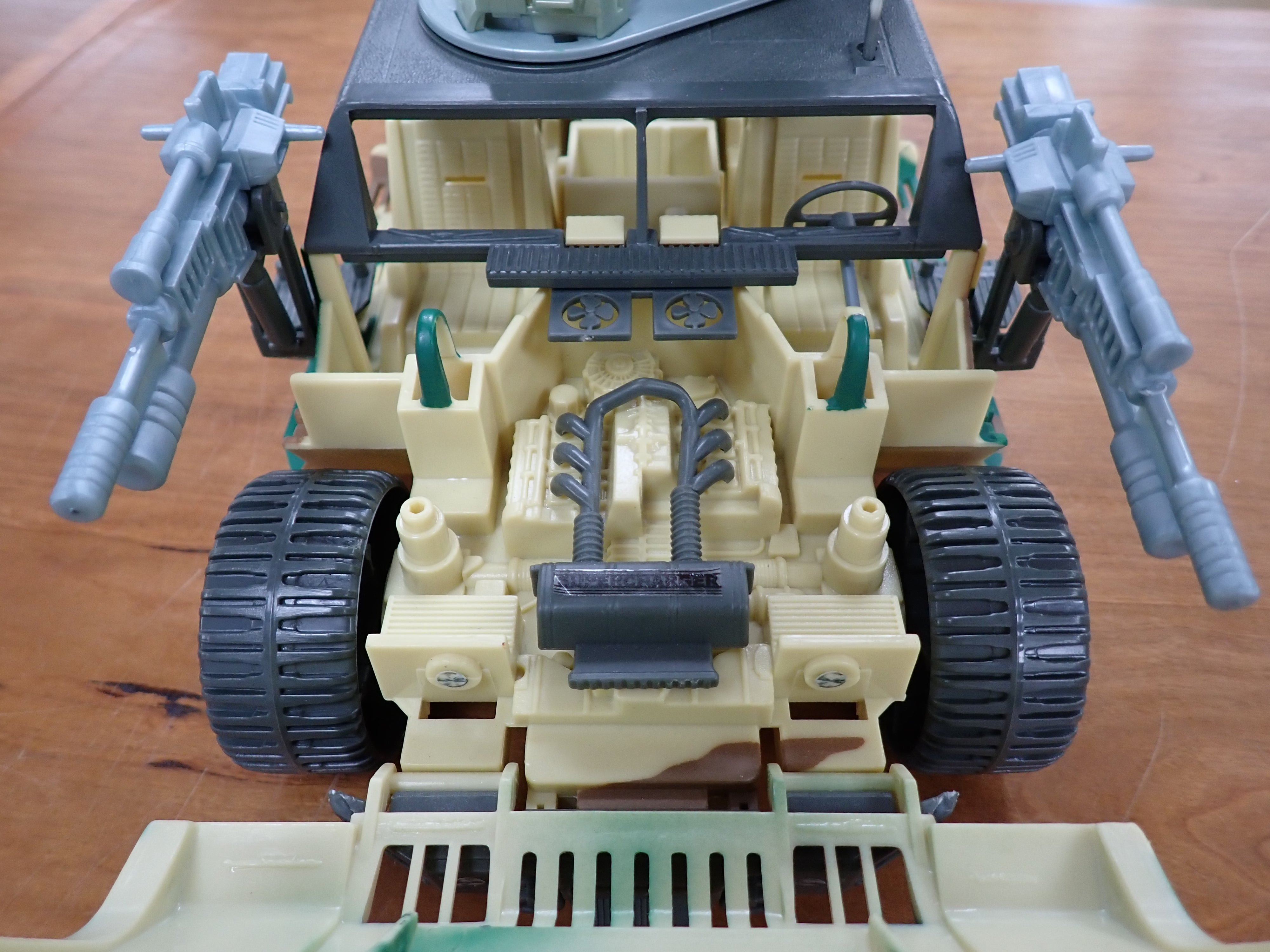 Brawler Humvee 2001