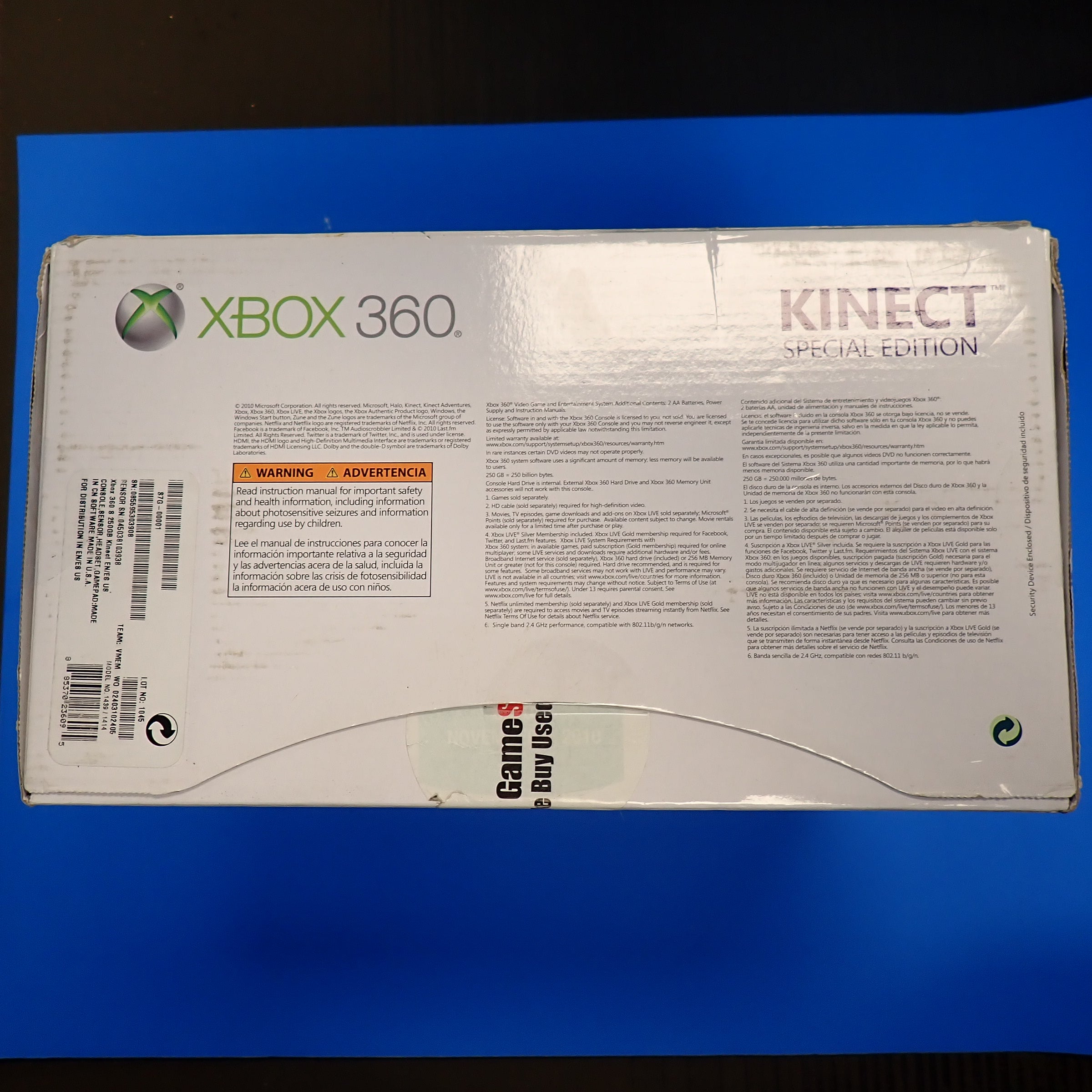 Xbox 360 S With Kinect in Box [Pre-Owned]