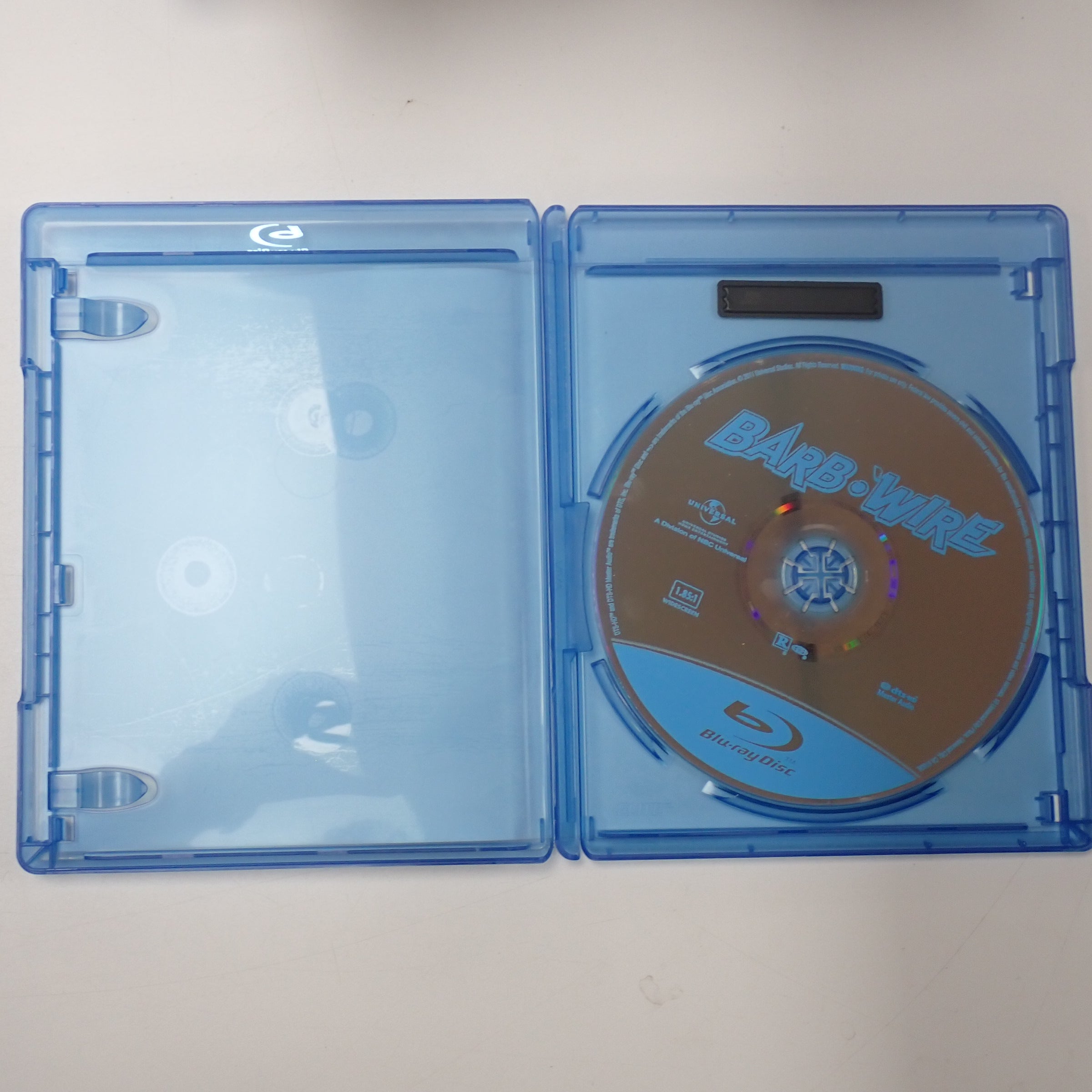 Barb Wire - Blu-Ray [Pre-Owned]