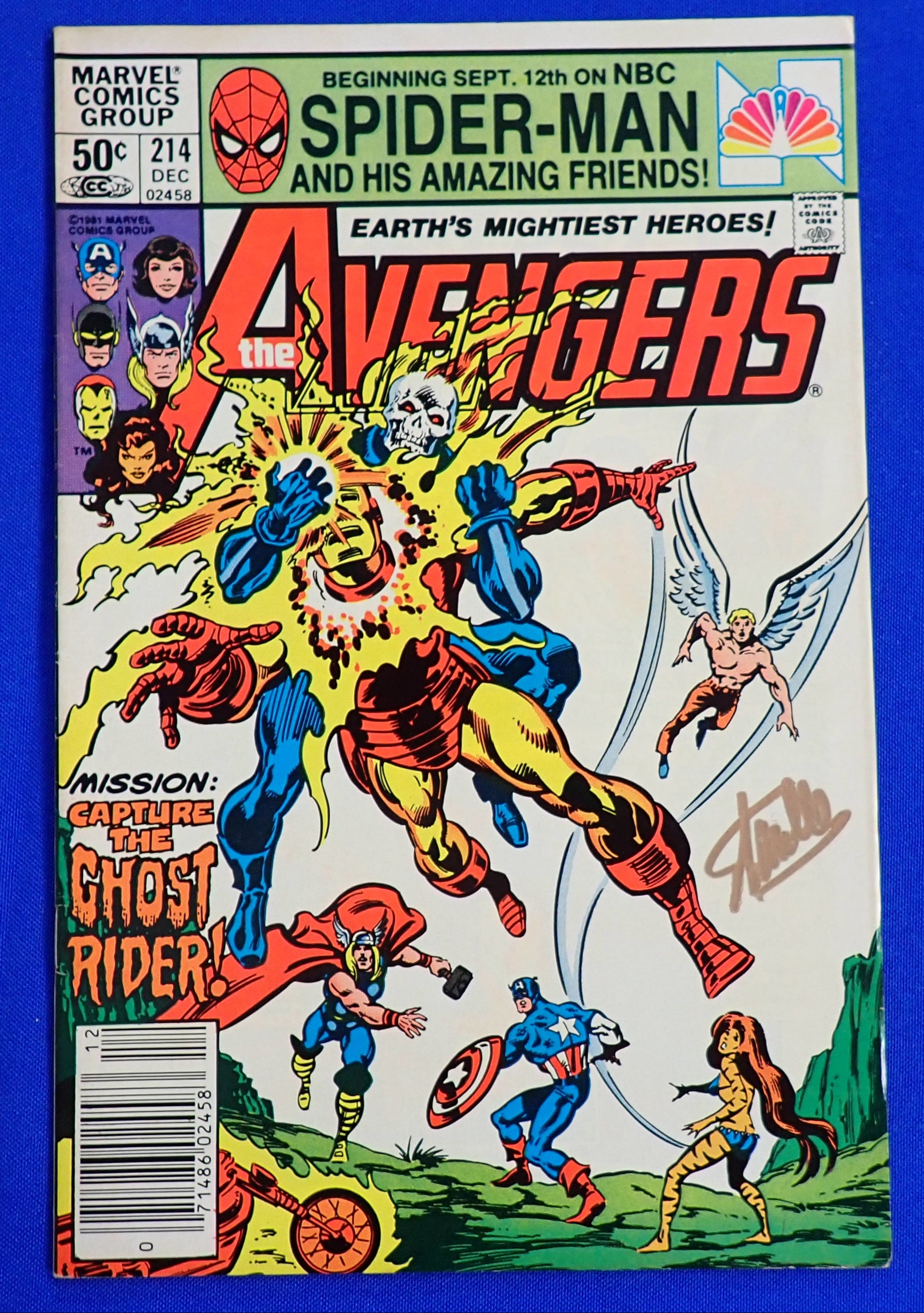 Avengers #214 (1981) SIGNED by Stan Lee - VF- (7.5)