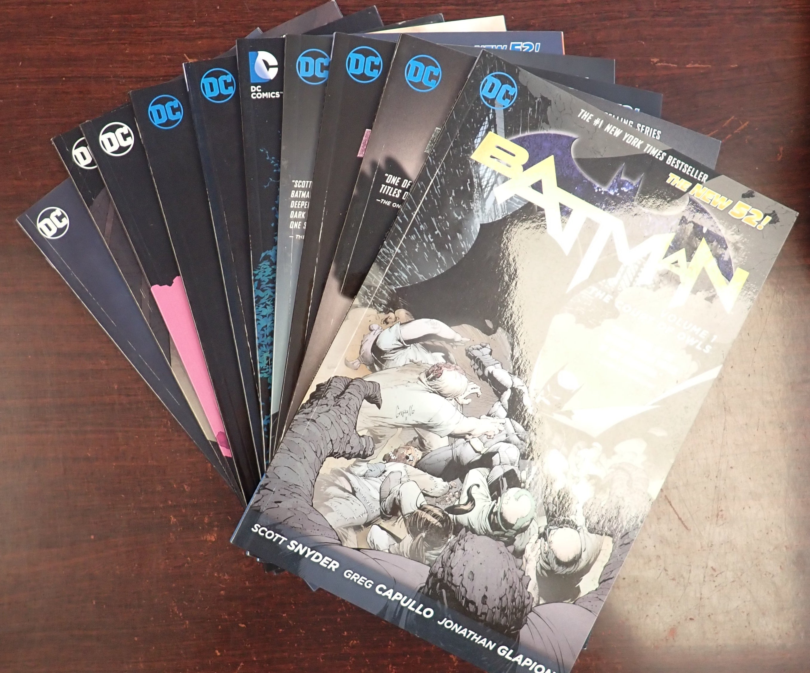Batmat Vol 1-10 New 52 Court of Owls by Synder (Pre-Owned)