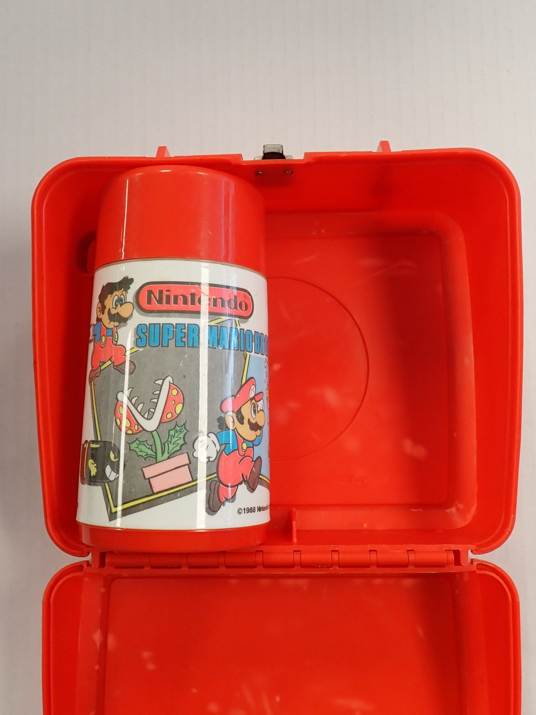 Super Mario Bros Lunchbox and Thermos [Pre-Owned]