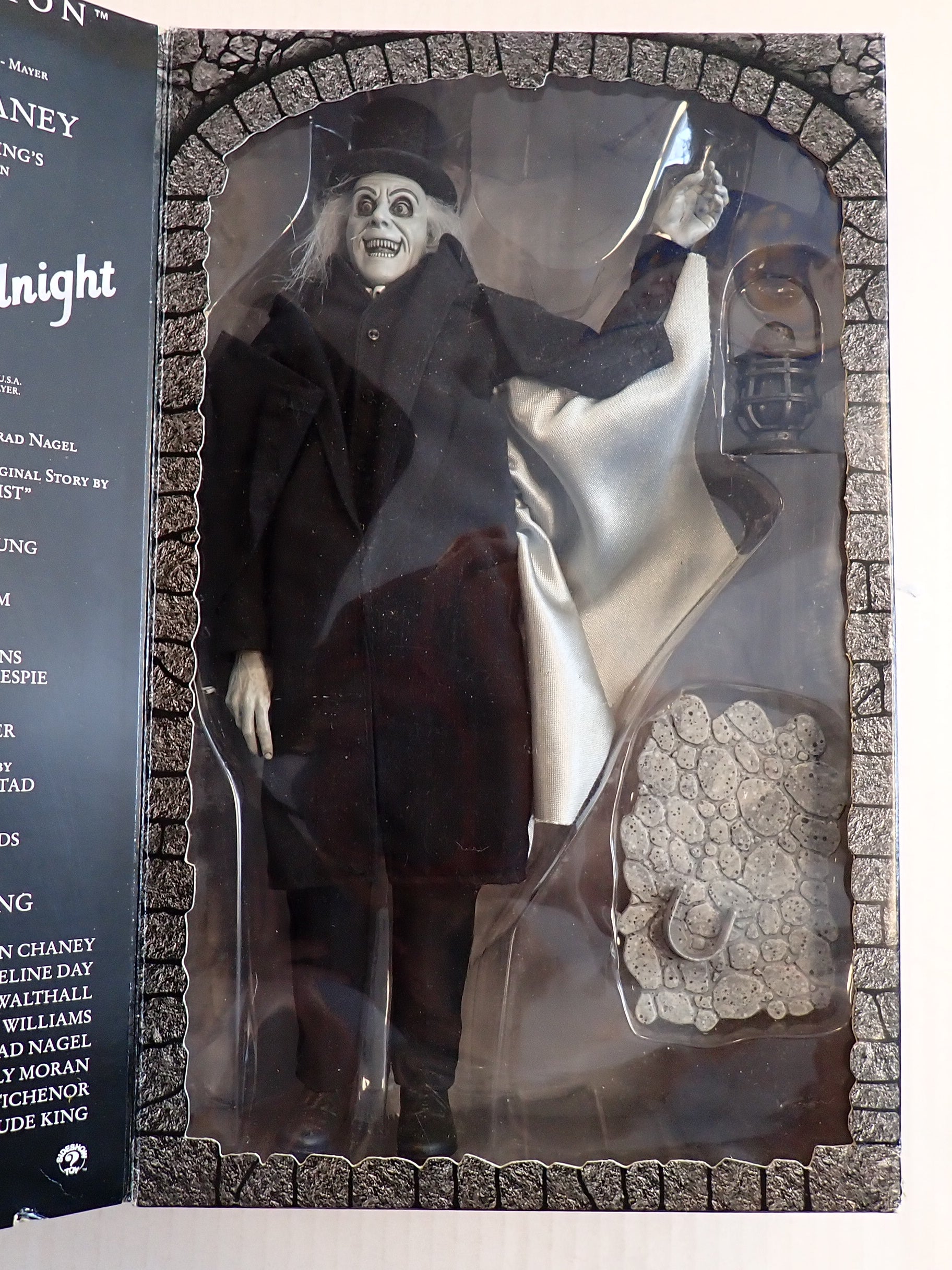 Lon Chaney London After Midnight The Silver Screen Edition 12" Figure [Pre-Owned NECA]