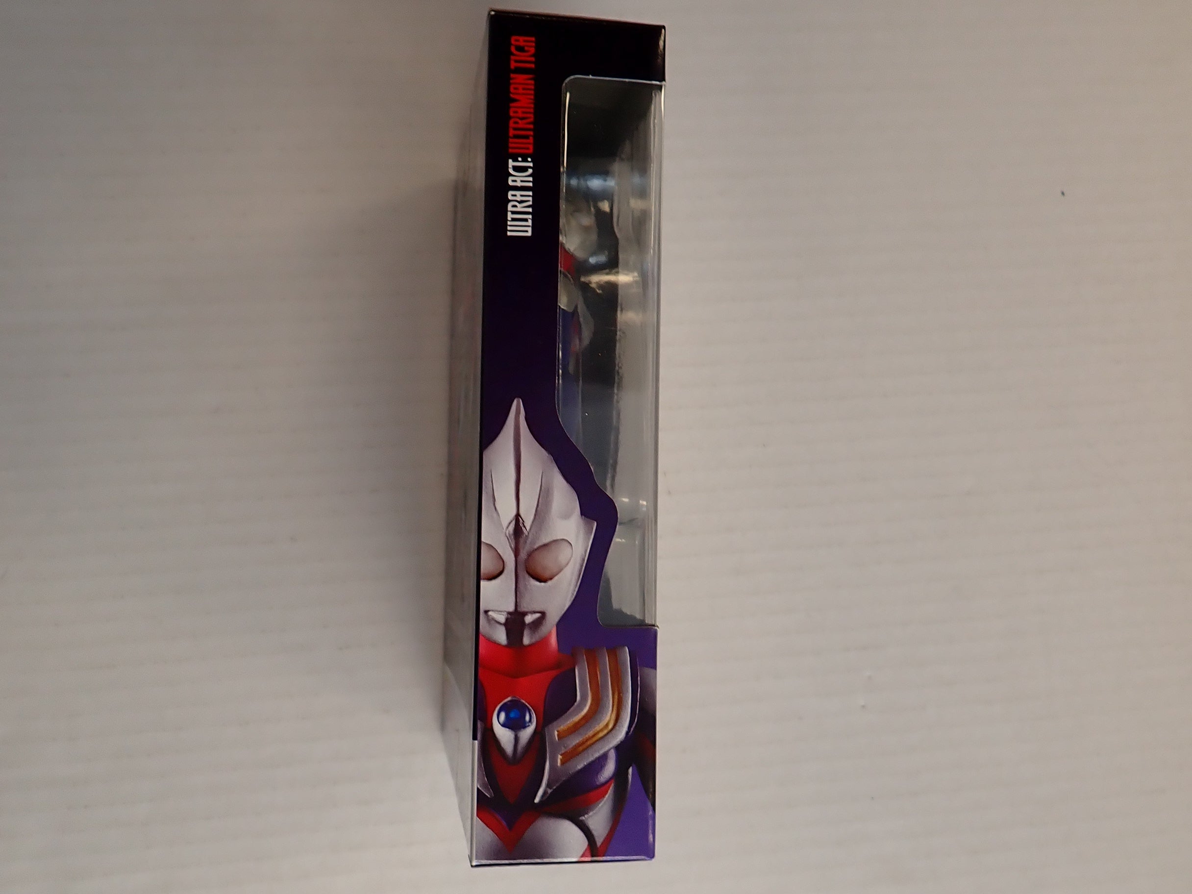 Ultra Act Ultraman Tiga [Pre-Owned]