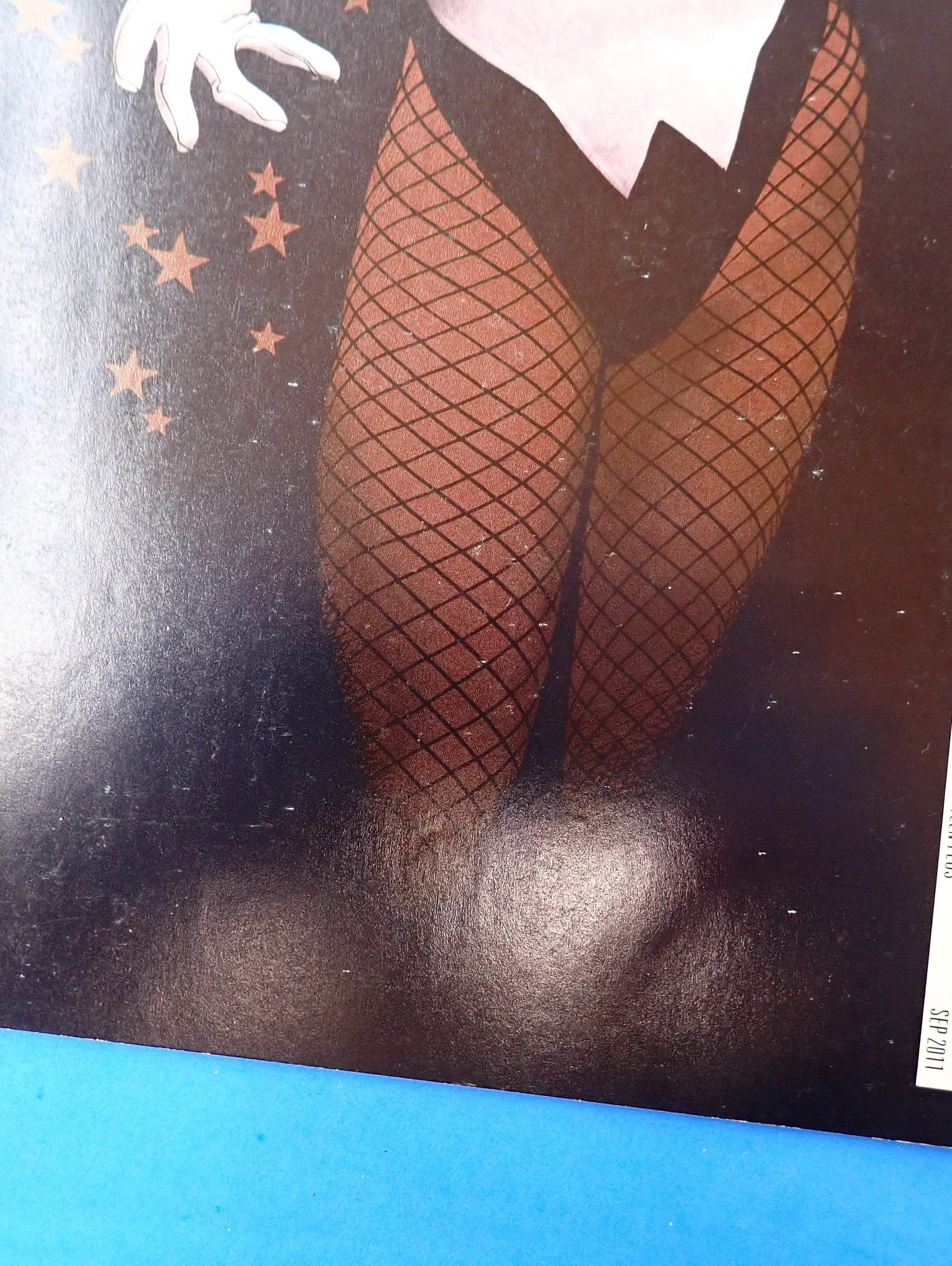 Zatanna #15 (2011) - VF+ (8.5) - Iconic Adam Hughes Cover