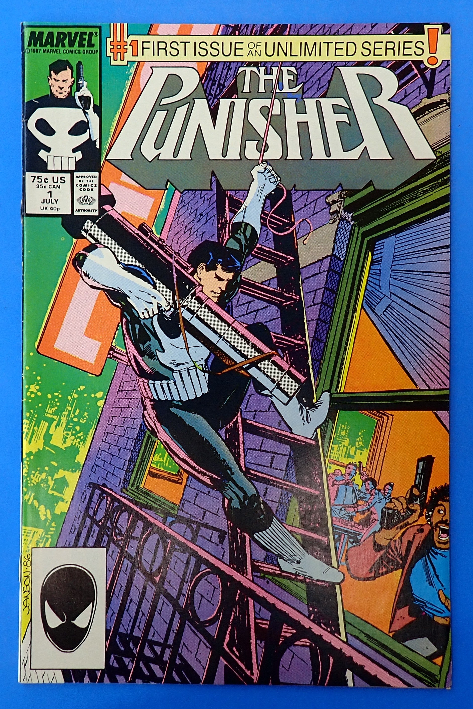 Punisher #1 (1987) - VF+ (8.5) - 1st Solo Punisher Series