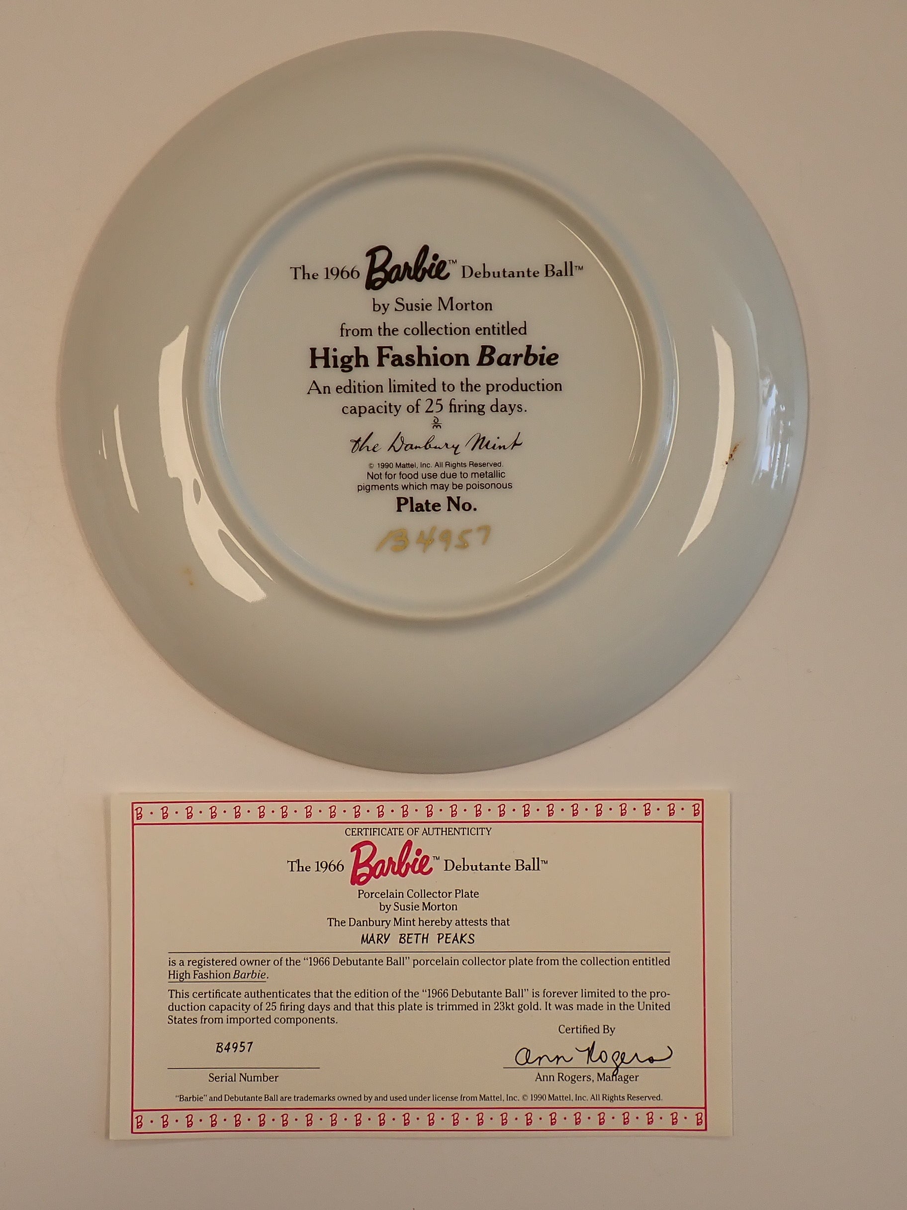 1990 "1966 Debutante Ball" - Collector Plate [Pre-Owned]