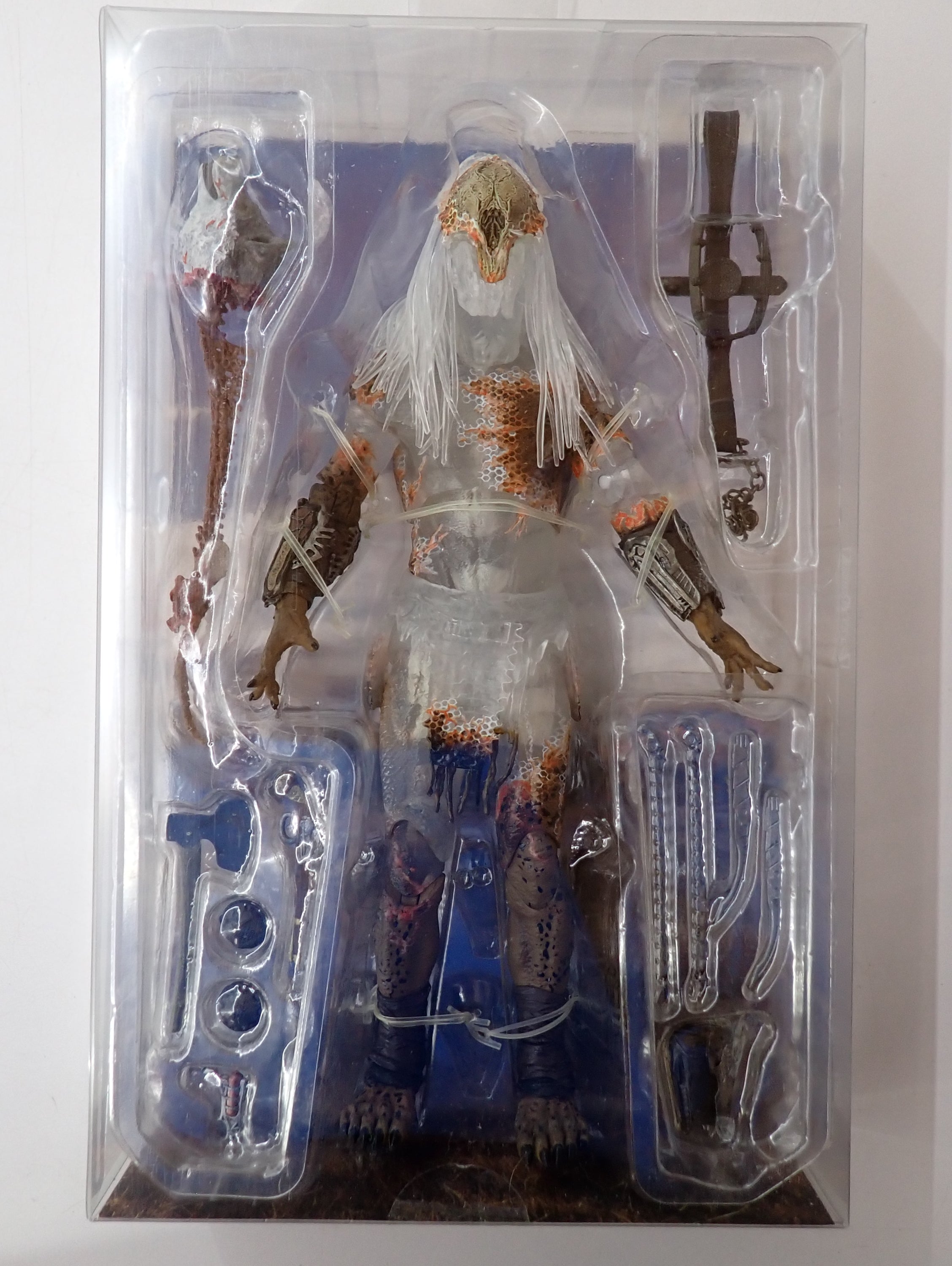 Prey Ultimate Camo Reveal Predator - NECA Figure [Pre-Owned]