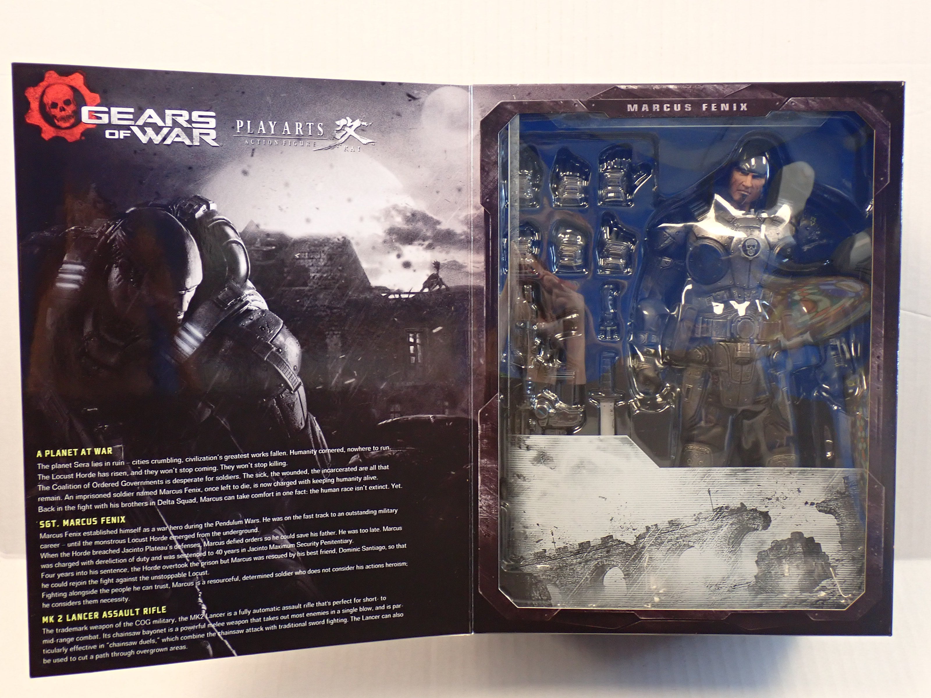 Marcus Fenix Gears of War - Play Arts Kai Action Figure [Pre-Owned]