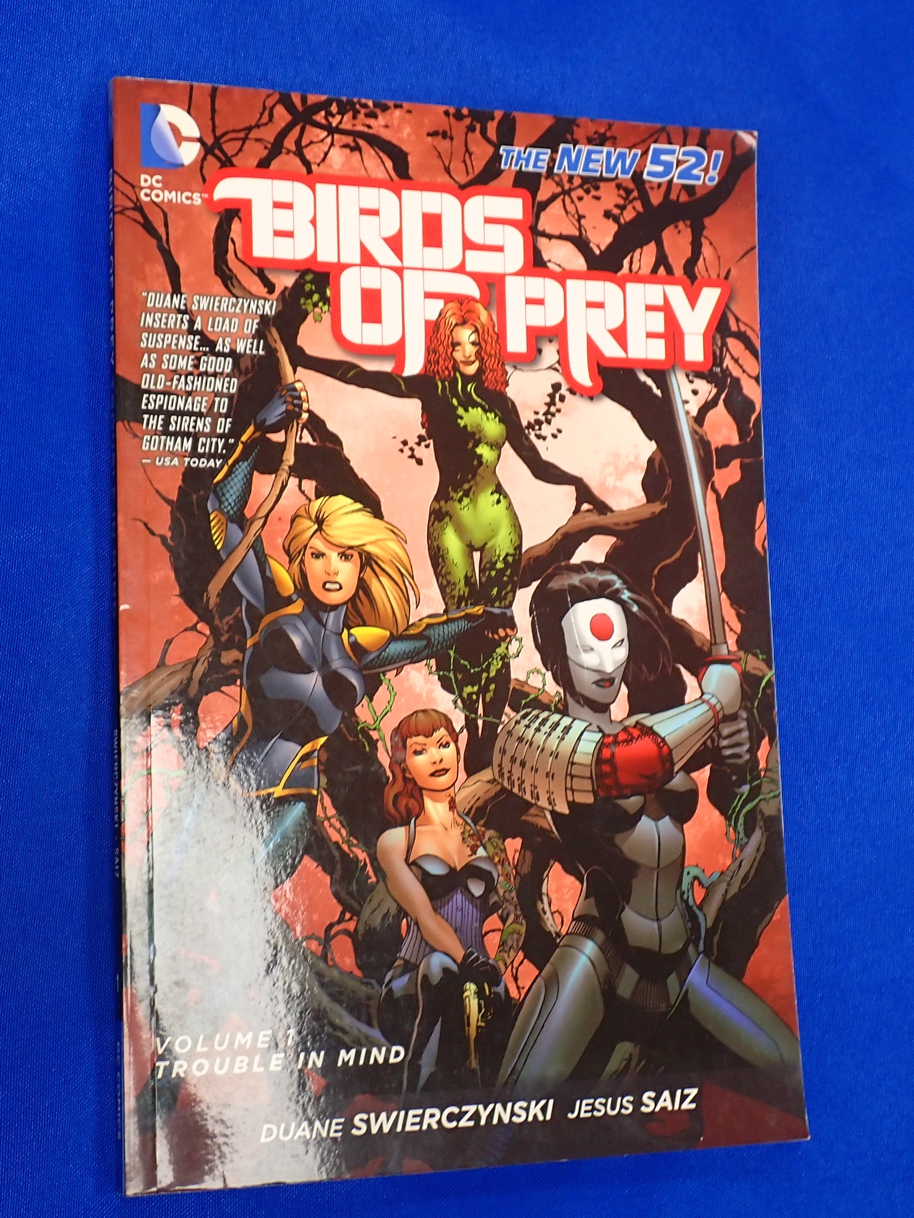Birds Of Prey Vol. 1: Trouble In Mind - TPB [Pre-Owned]