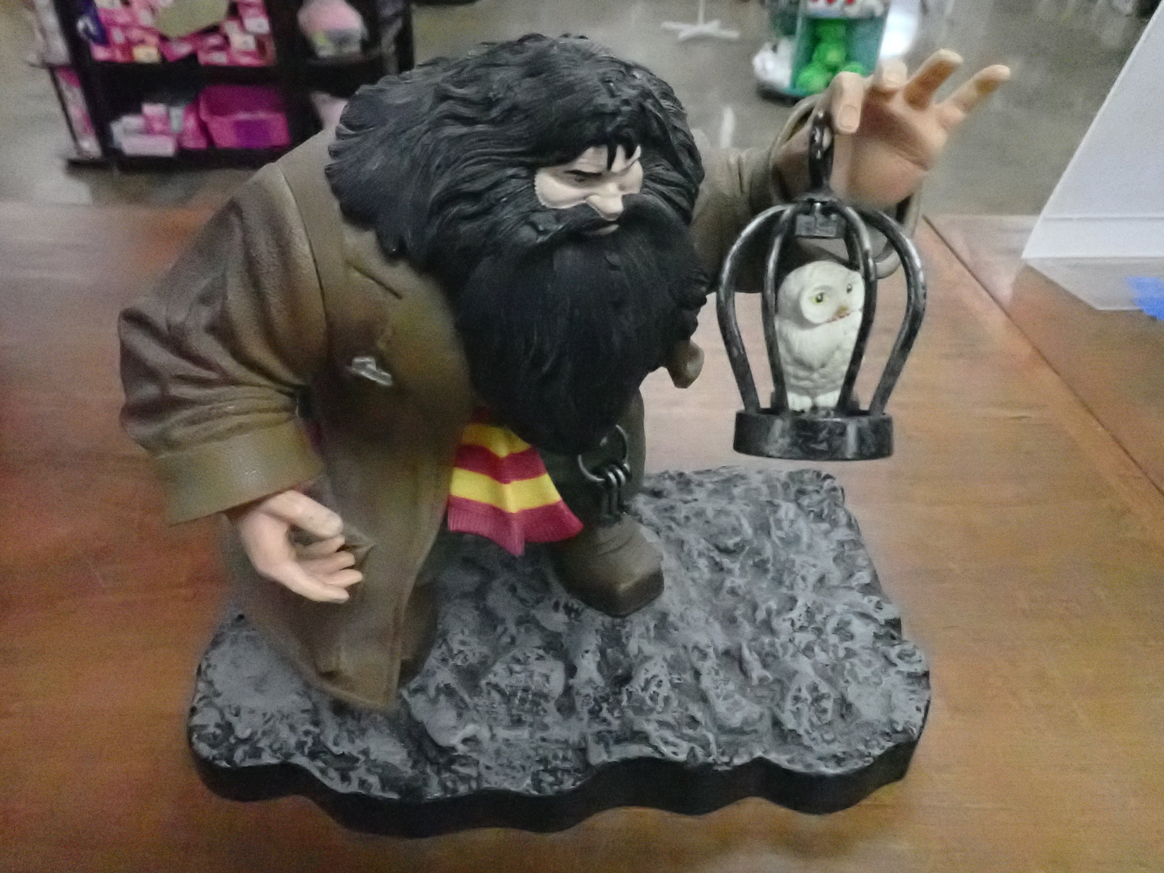Hagrid's Gift Owl Statue
