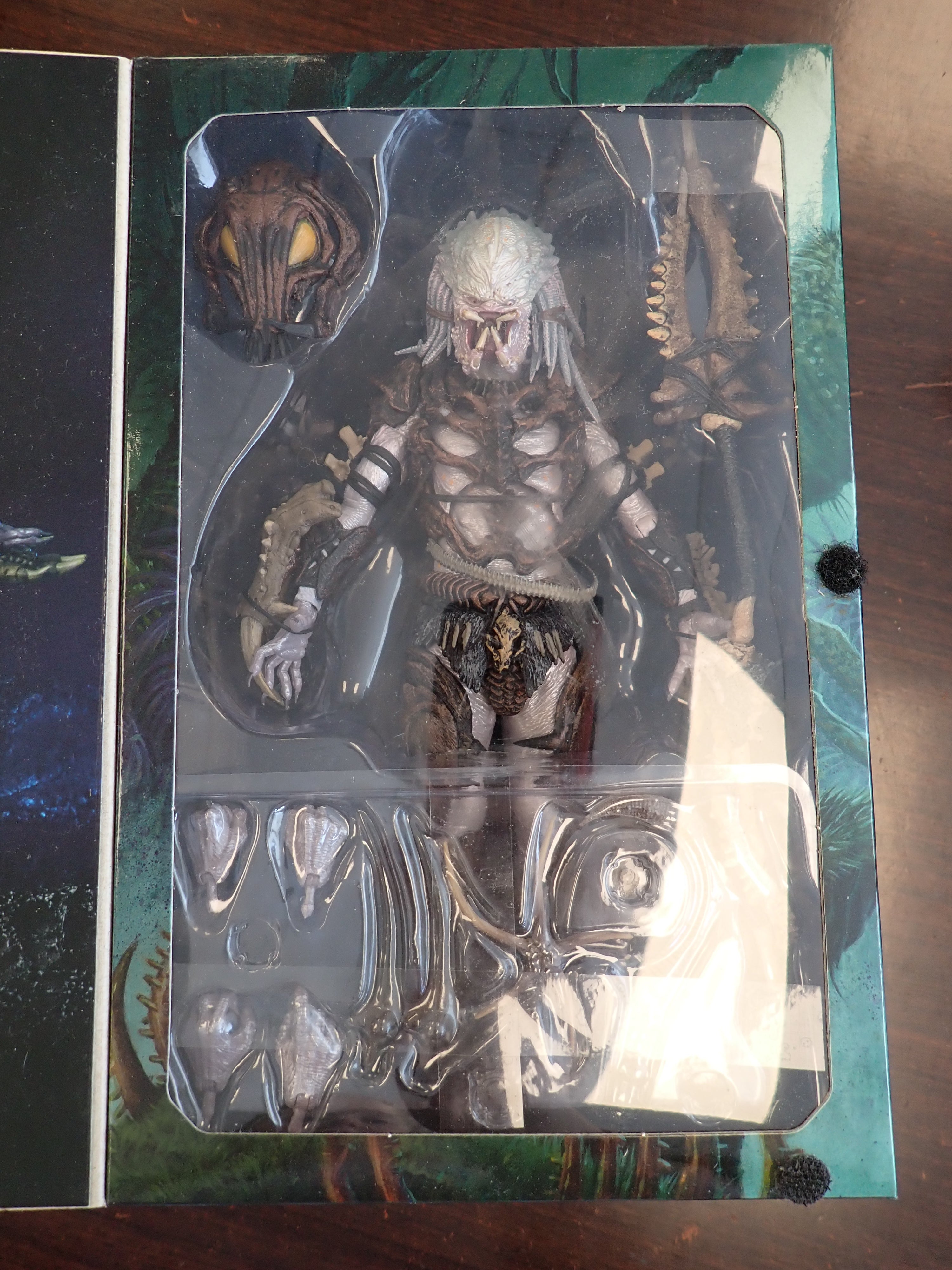 NECA Alpha Predator