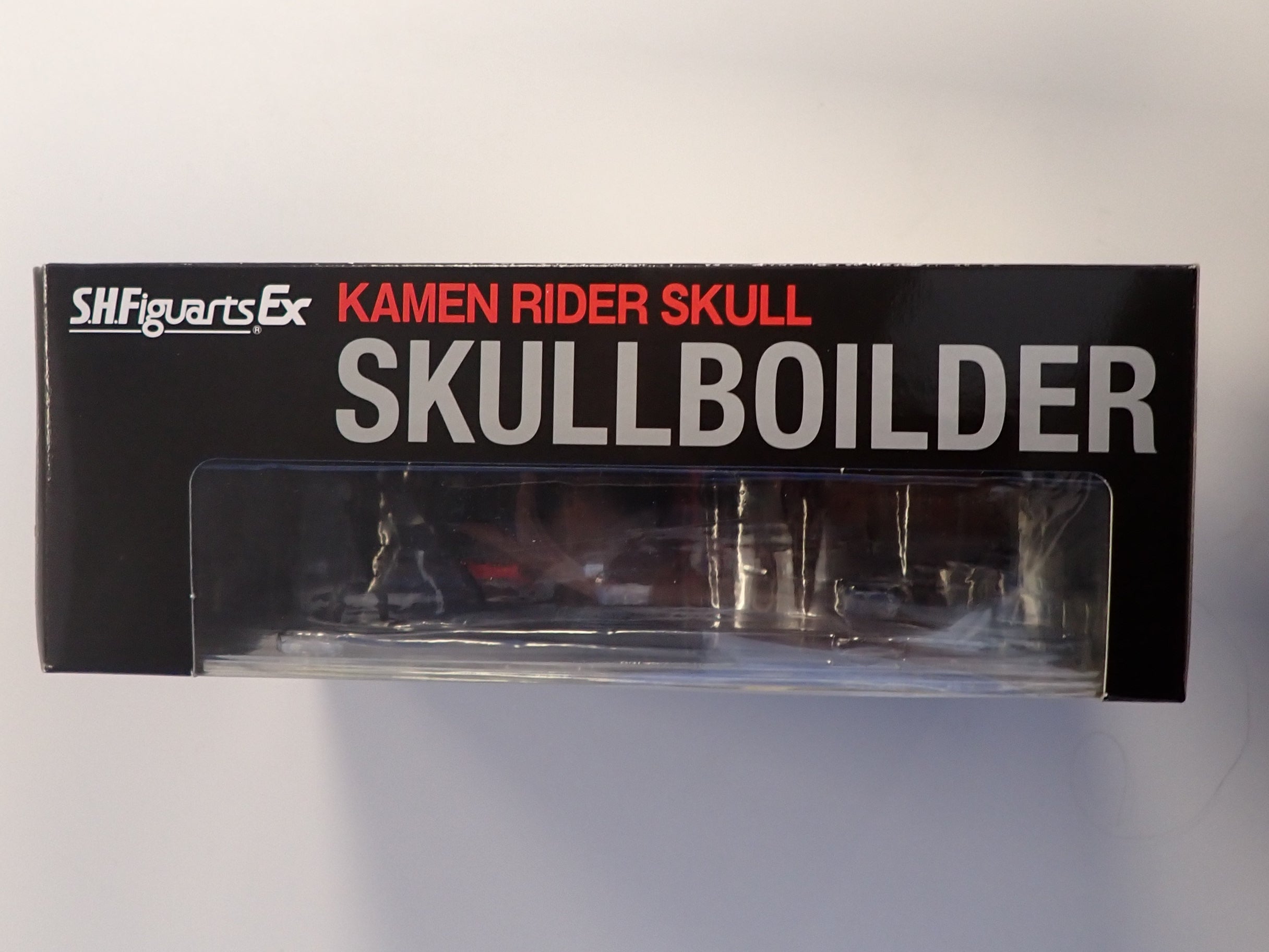 Kamen Rider Skull Skullboilder - S.H. Figuarts [Pre-Owned]