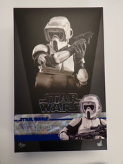 Scout Trooper (MMS611) - Hot Toys [Pre-Owned]