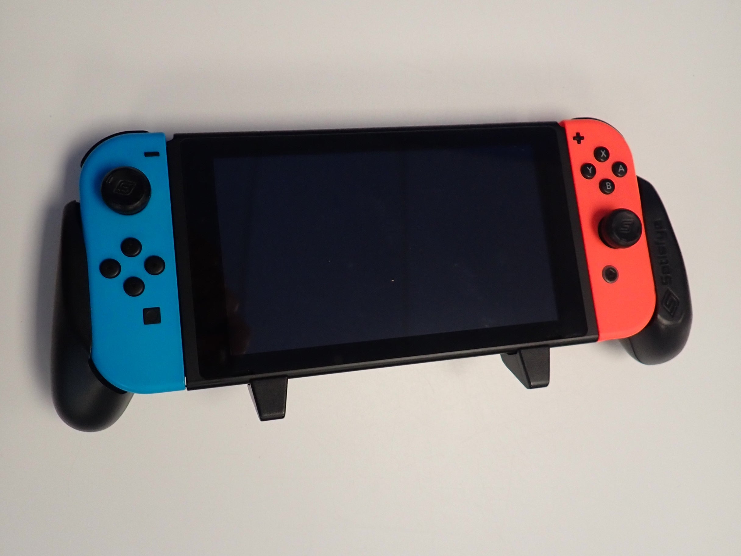 Nintendo Switch V2 [Pre-Owned]