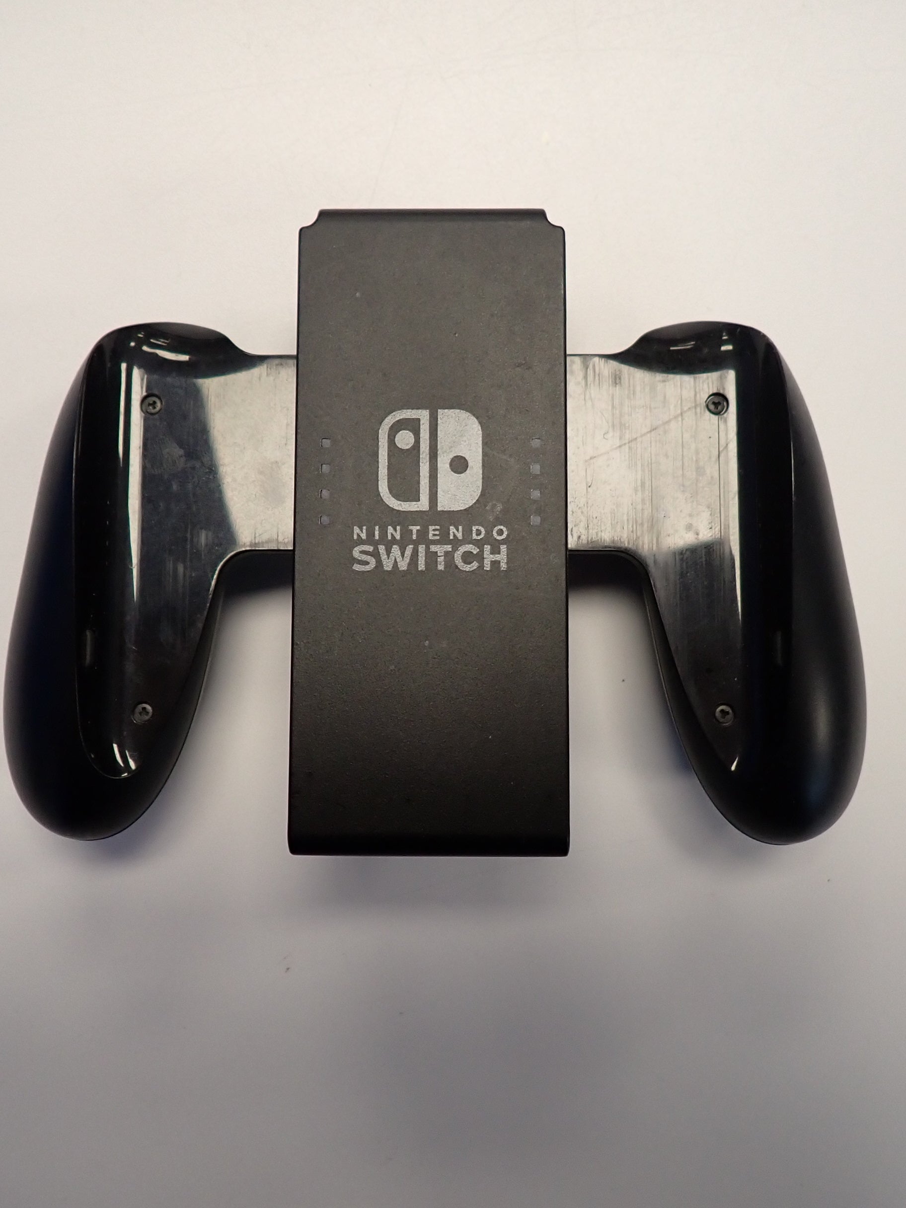 Nintendo Switch V2 [Pre-Owned]