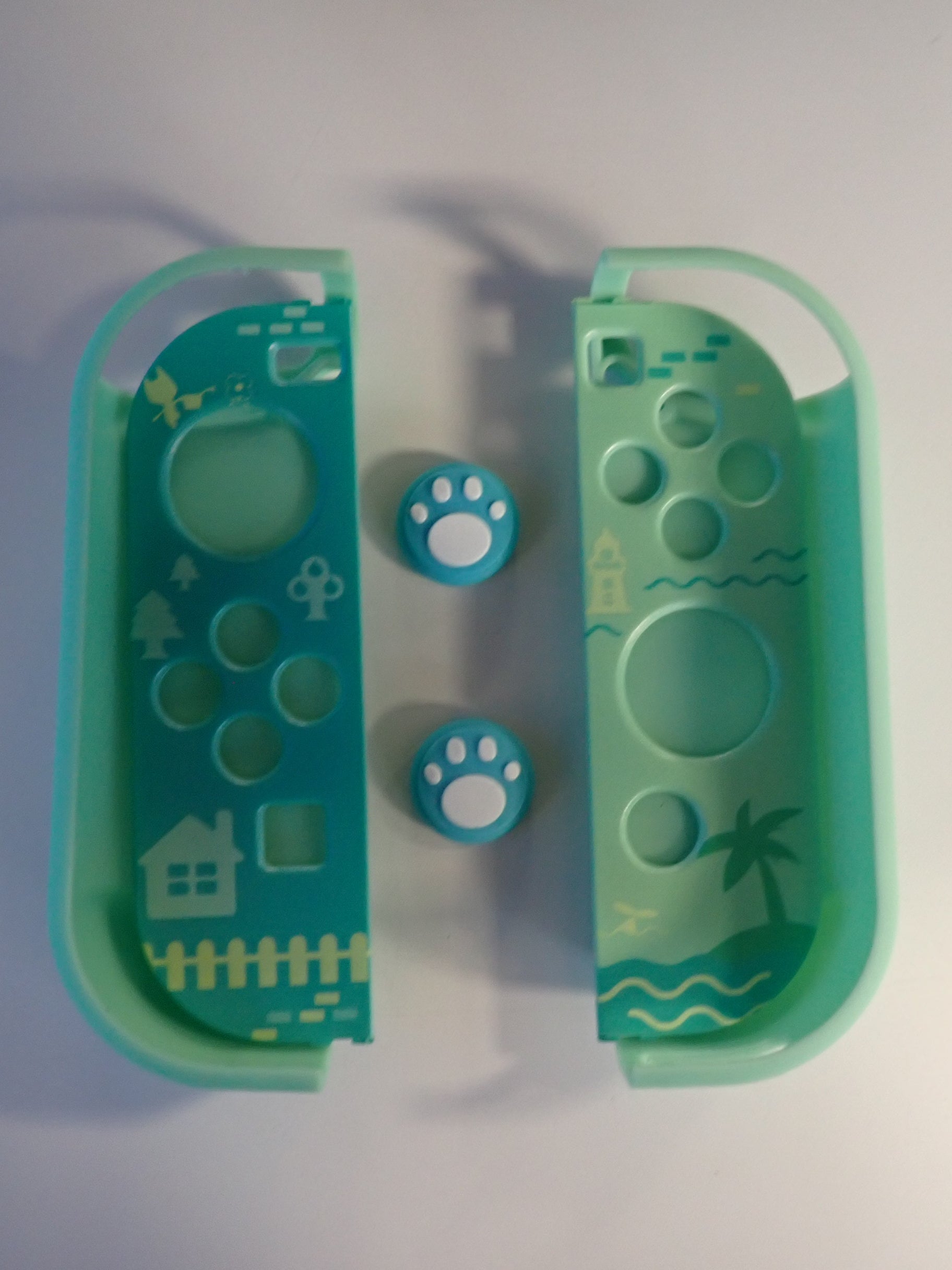 Nintendo Switch Animal Crossing Accessory kit [Pre-Owned]