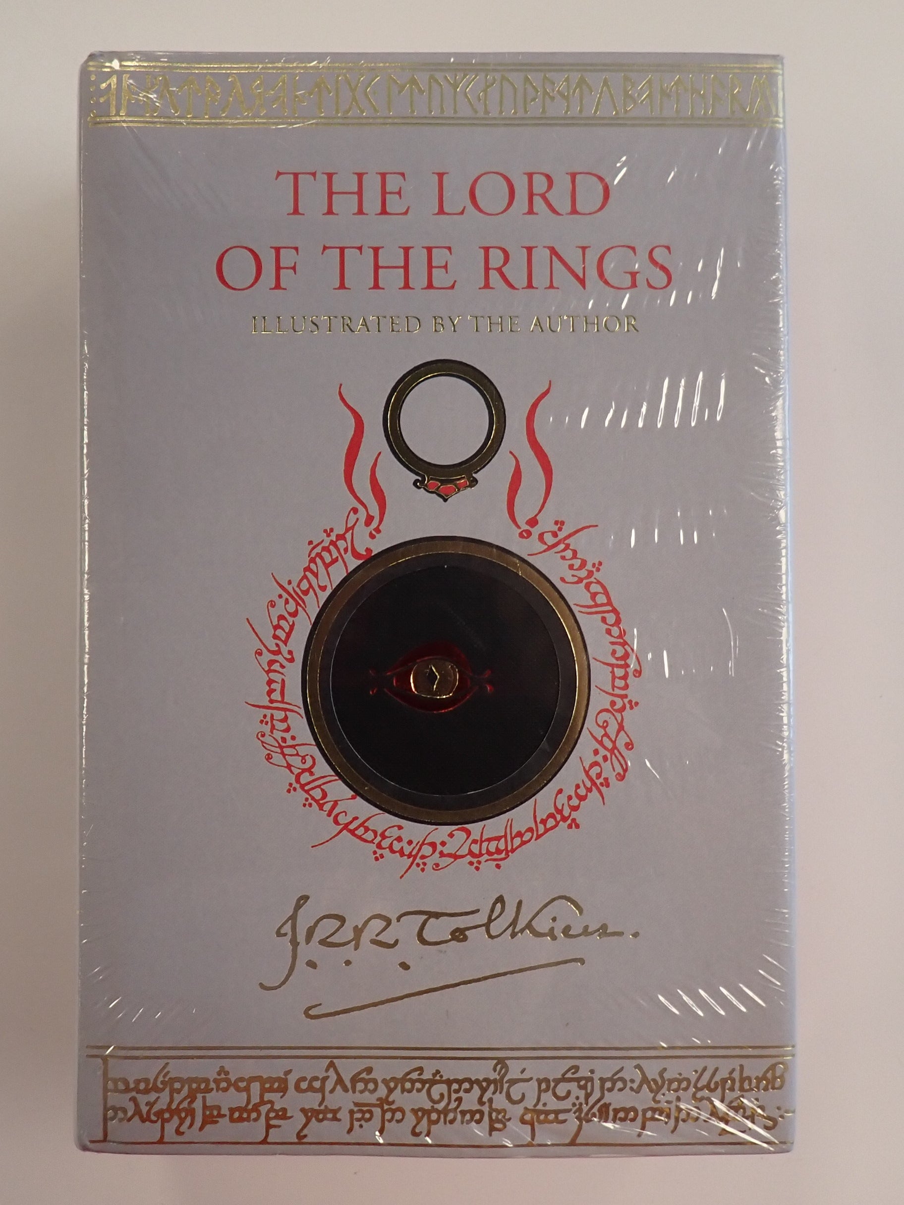 The Lord of the Rings Illustrated by the Author: Illustrated by J.R.R. Tolkien (Tolkien Illustrated Editions) [Pre-Owned]