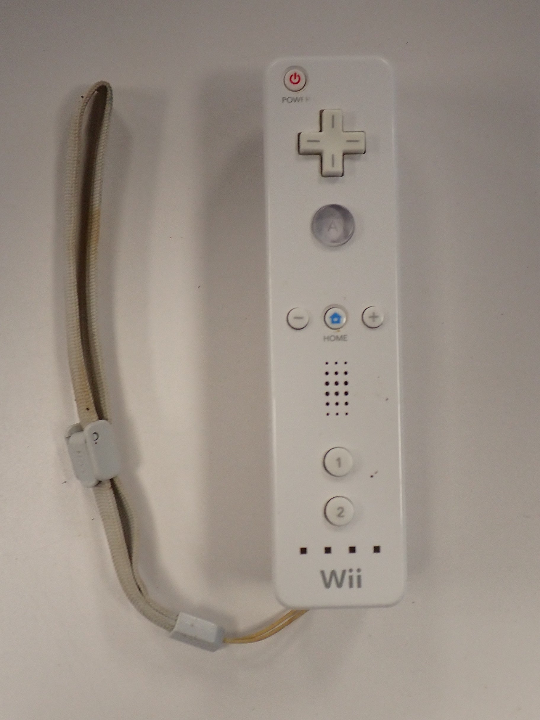 Wii Controller (Includes Wrist Strap) [Pre-Owned]