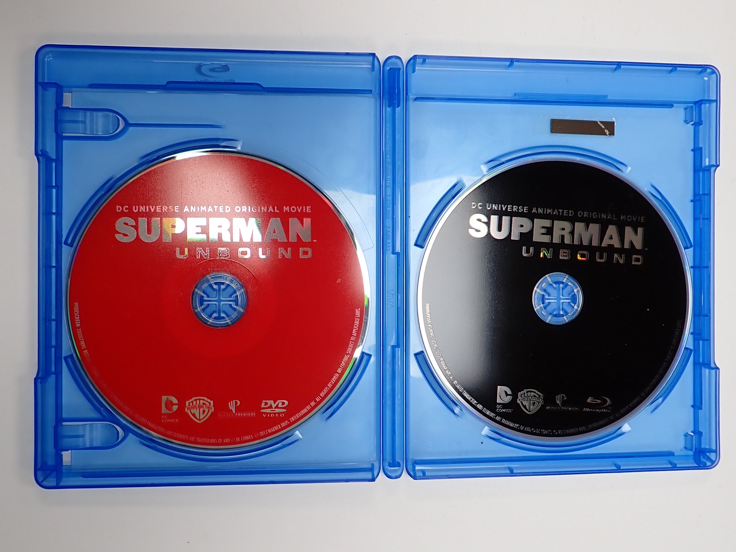 Superman Unbound - Blu-Ray [Pre-Owned]