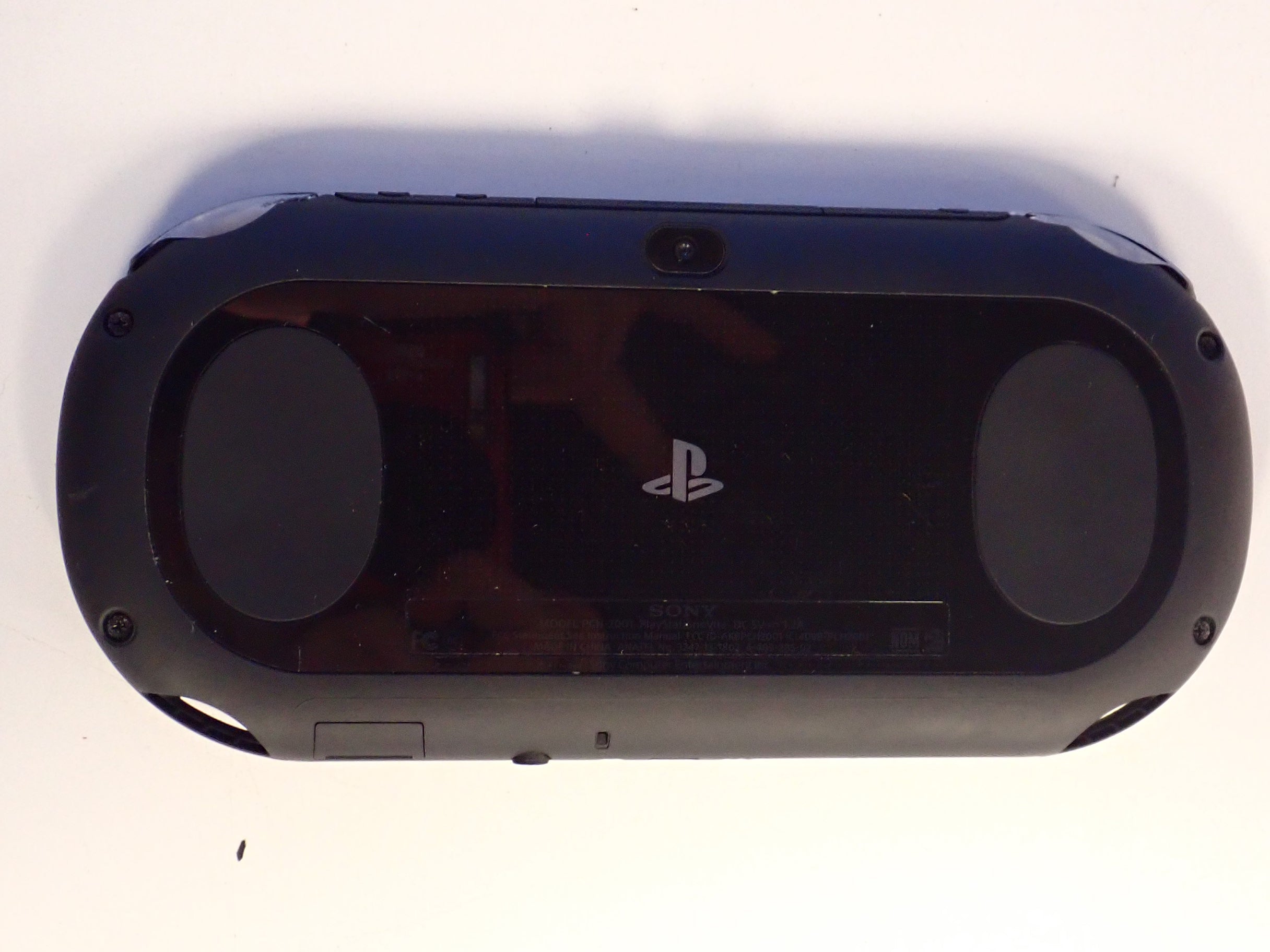 PS Vita PCH-2001 Model with Sony Vita 8GB Card [Pre-Owned]