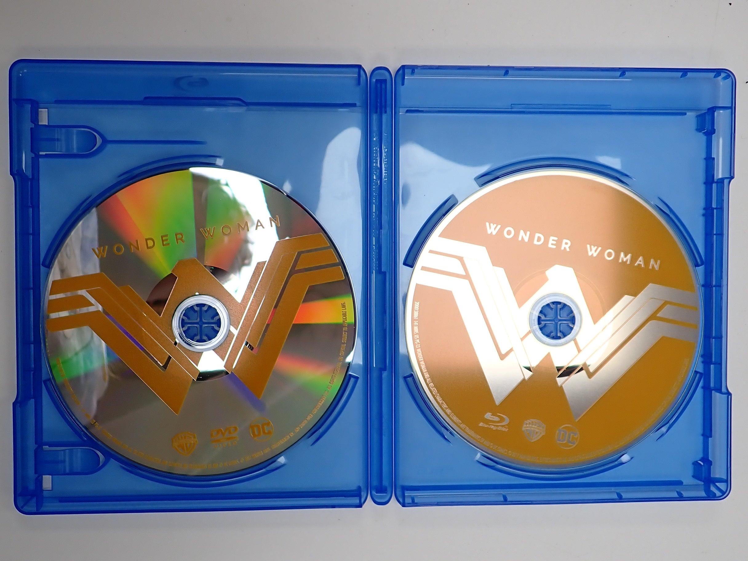 Wonder Woman - Blu-Ray [Pre-Owned]