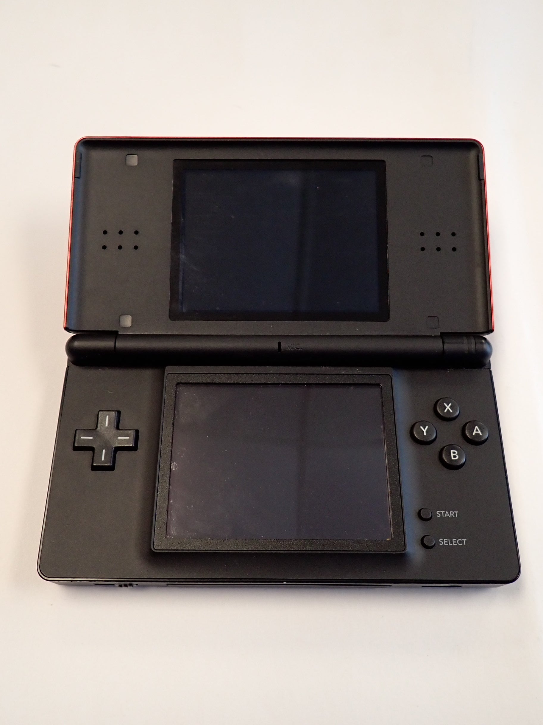 Nintendo DS Lite - Red (Pre-owned)