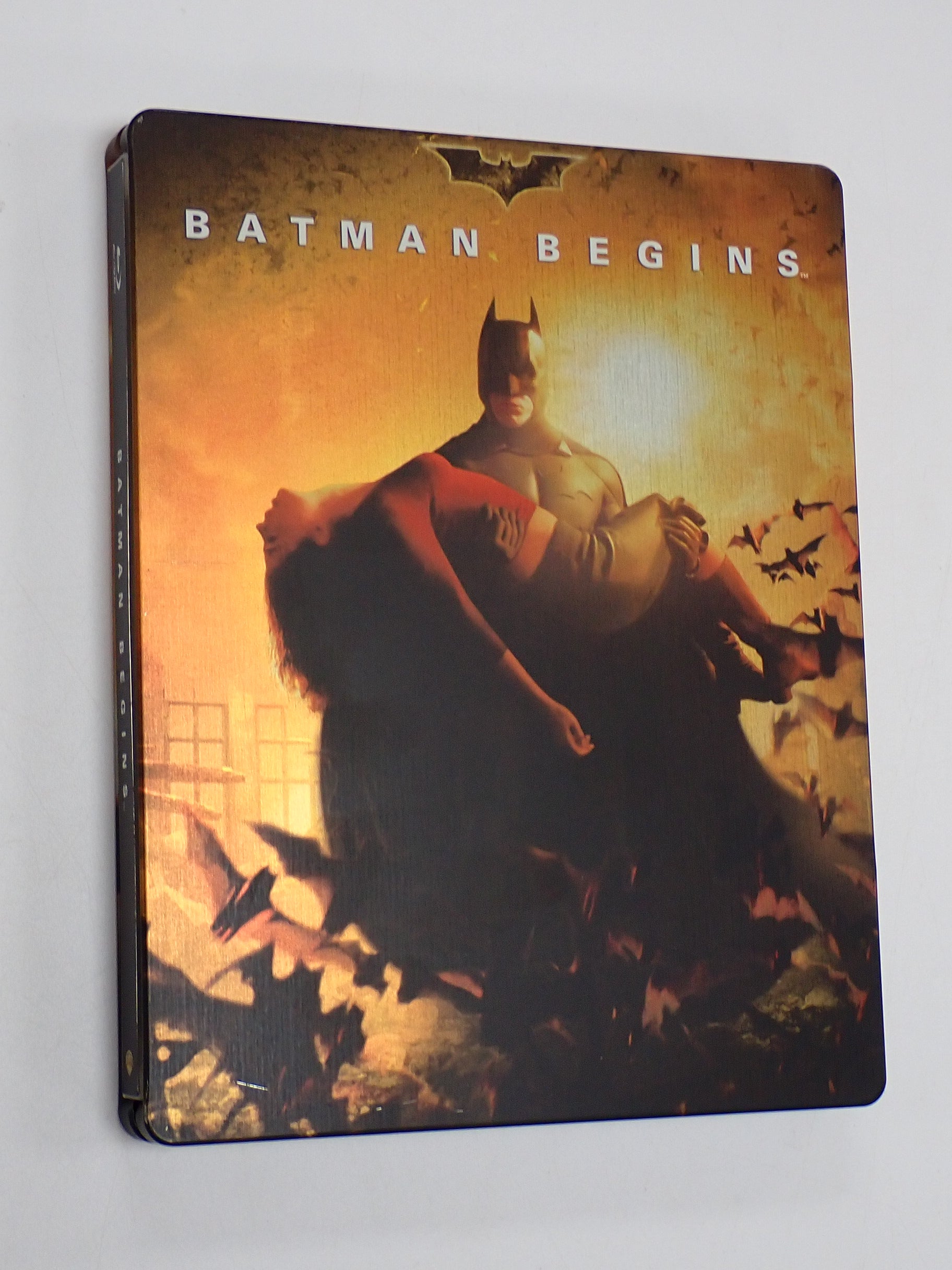 Batman Begins (Steelbook) - Blu-Ray [Pre-Owned]