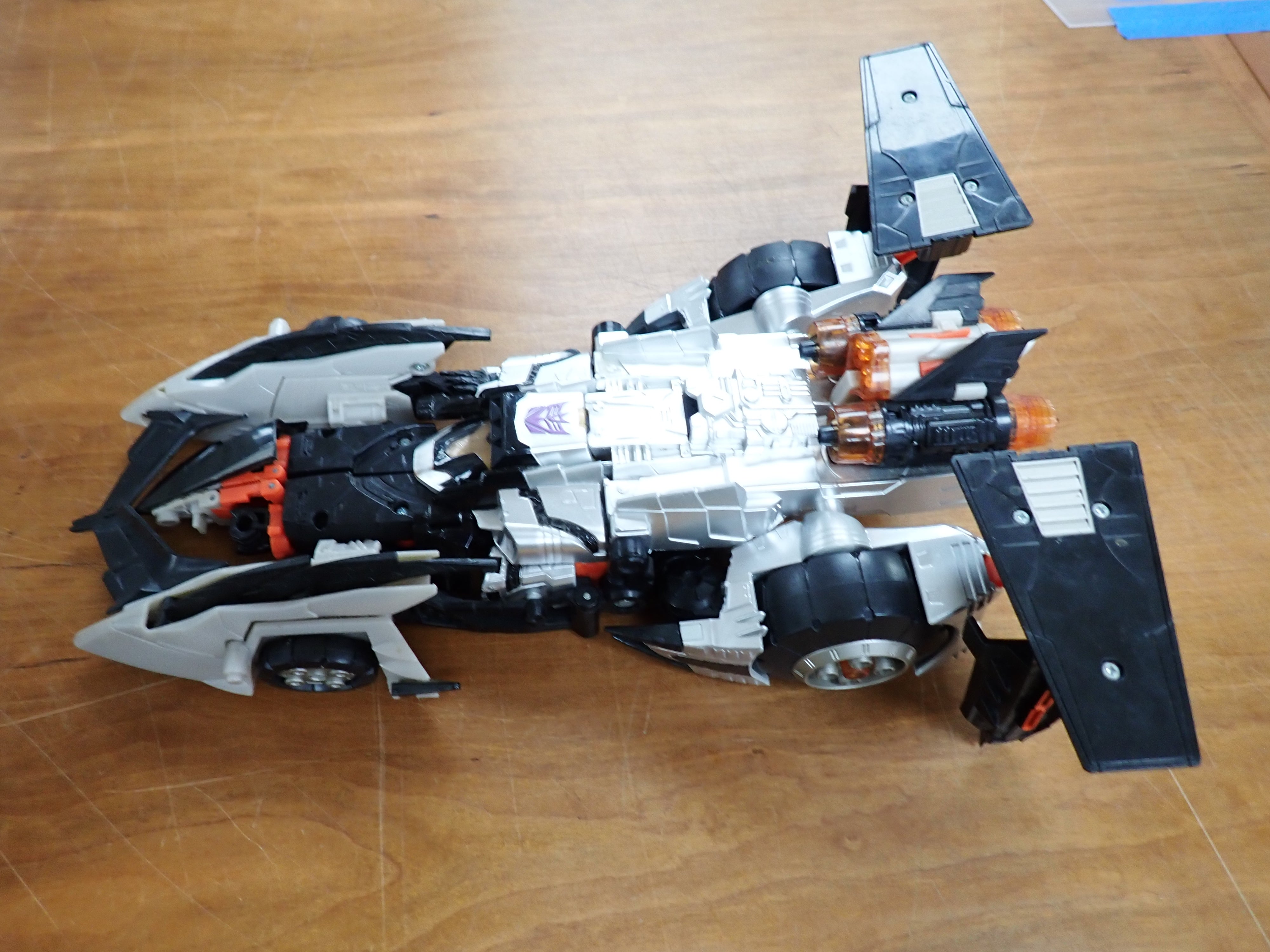 Cybertron Leader Class Galvatron