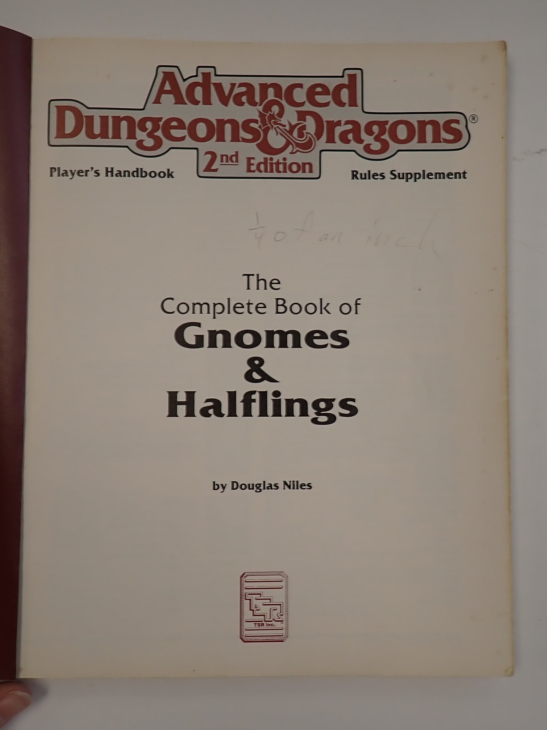 The Complete Book of Gnomes & Halflings (TSR) - AD&D 2e [Pre-Owned]