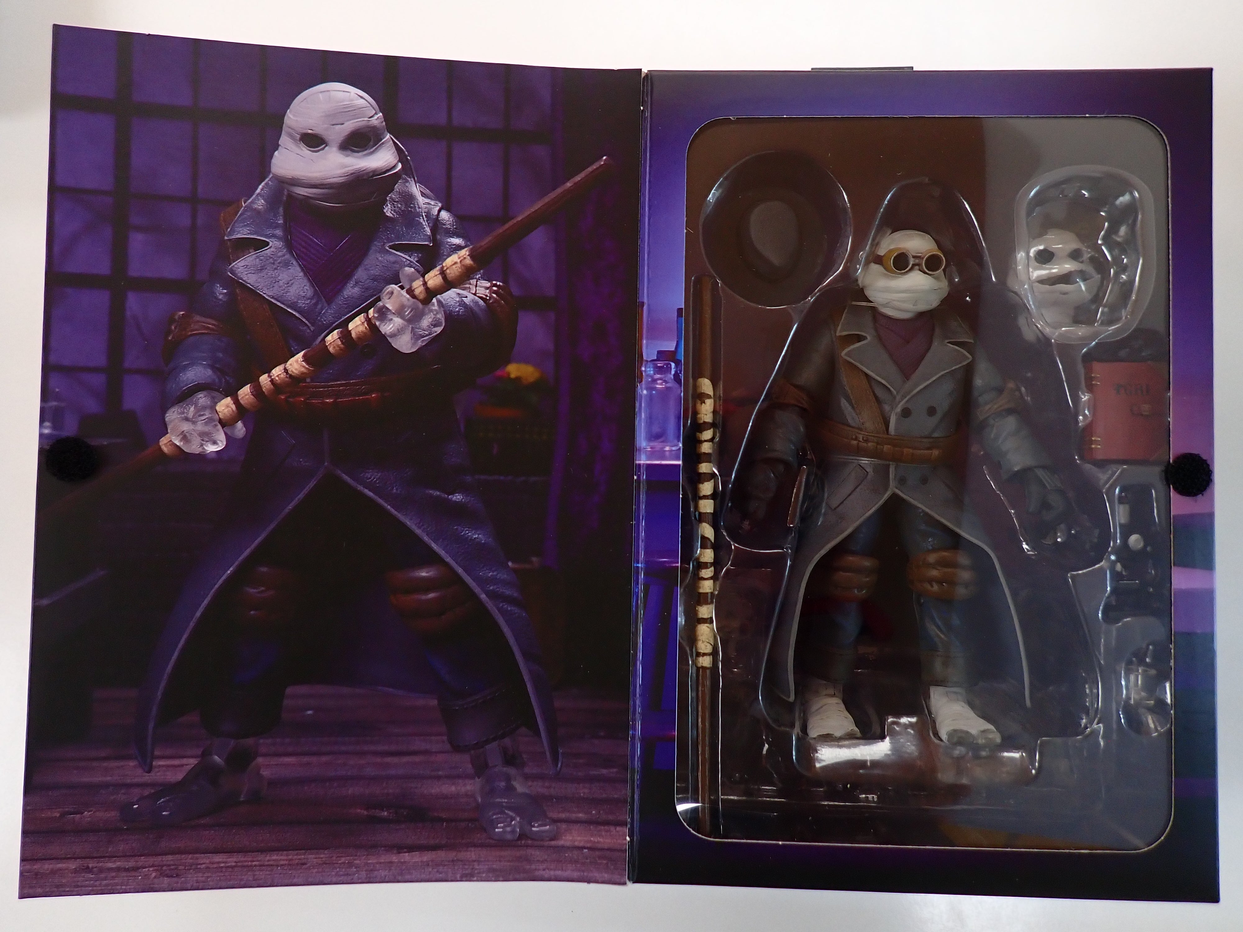 Donatello as the Invisible Man TMNT X Universal Monsters - NECA [Pre-Owned]