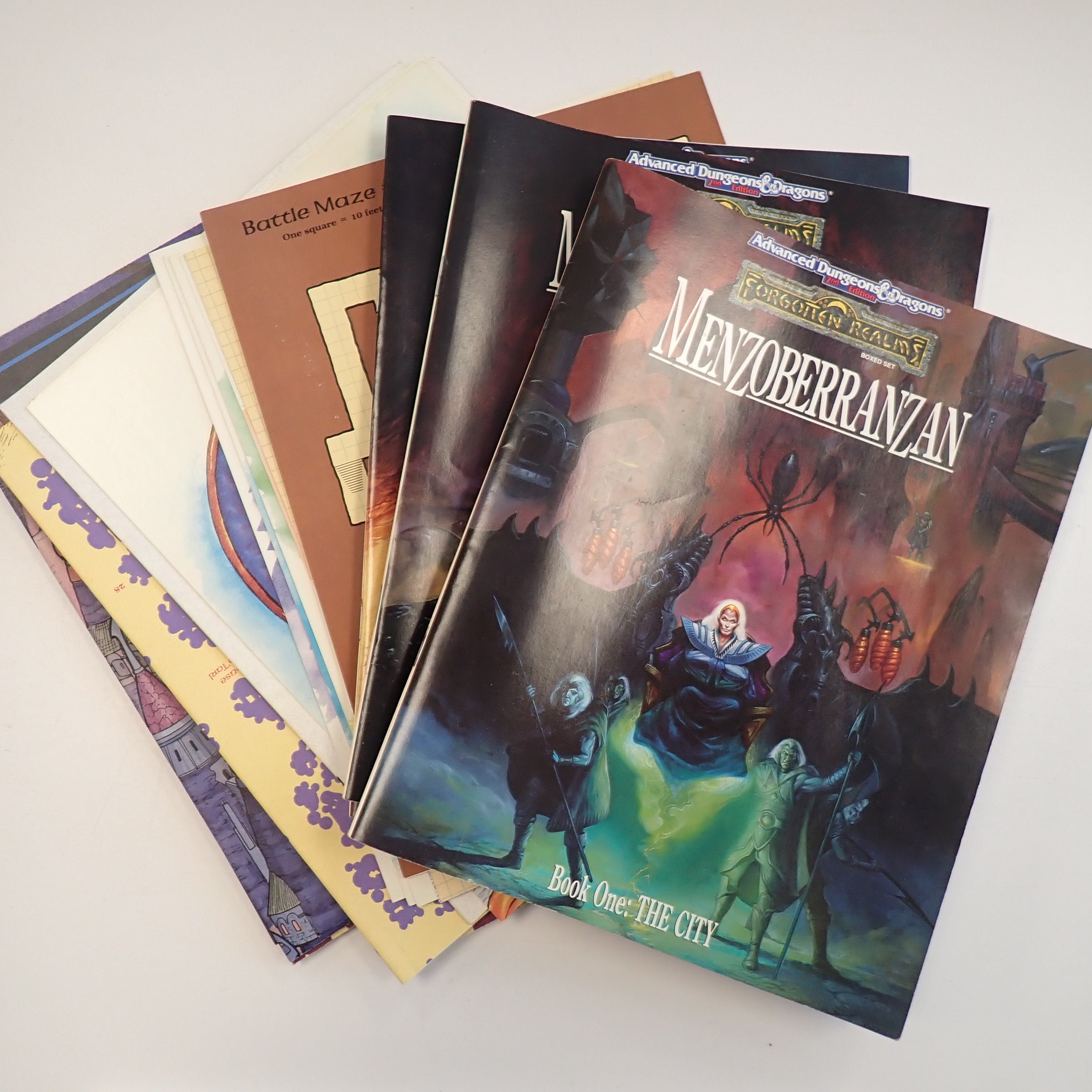 Menzoberranzan Forgotten Realms Boxed Set - AD&D 2nd Edition [Pre-Owned]