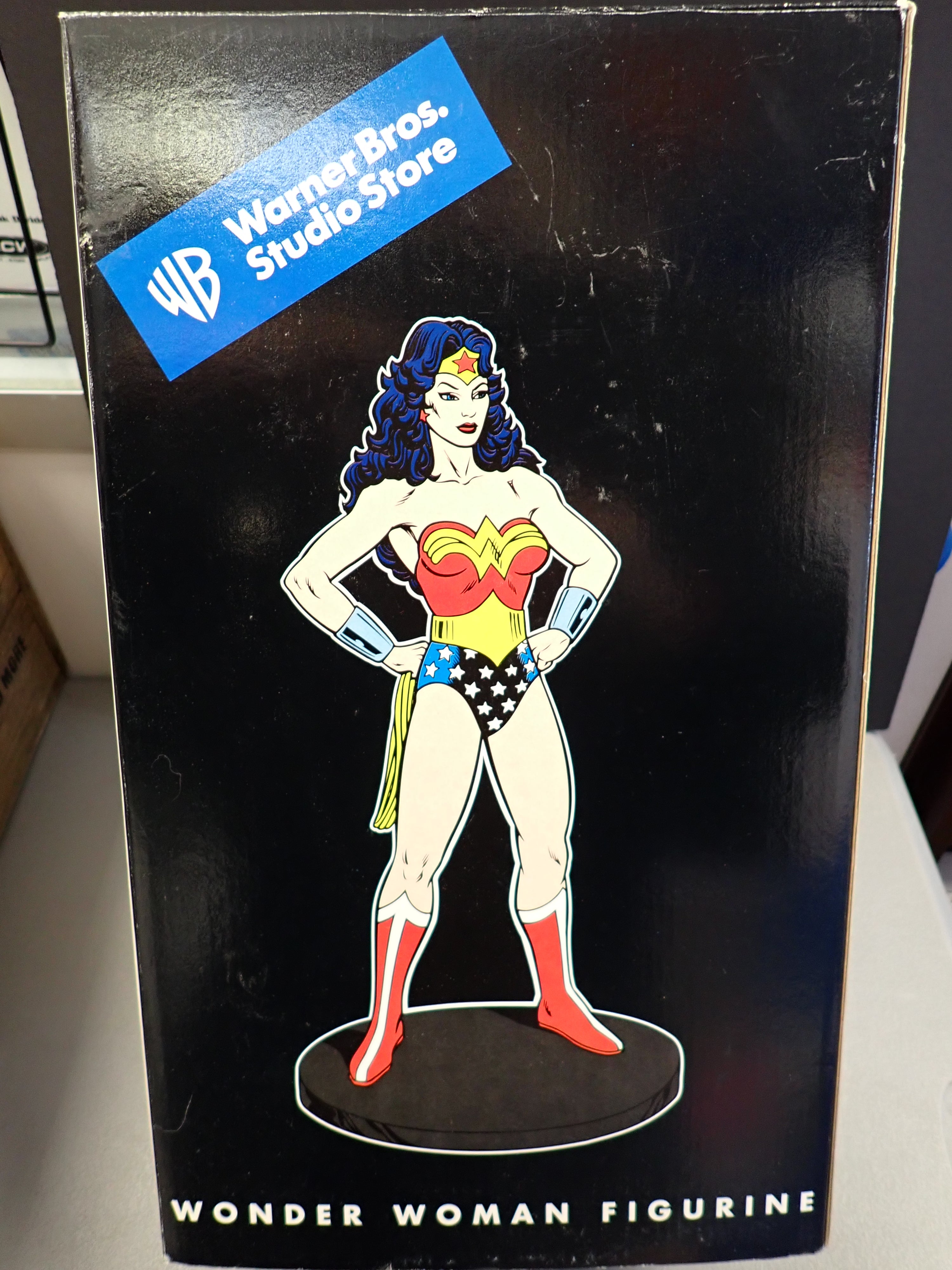 Wonder Woman Figurine 1999 WB Studio Store