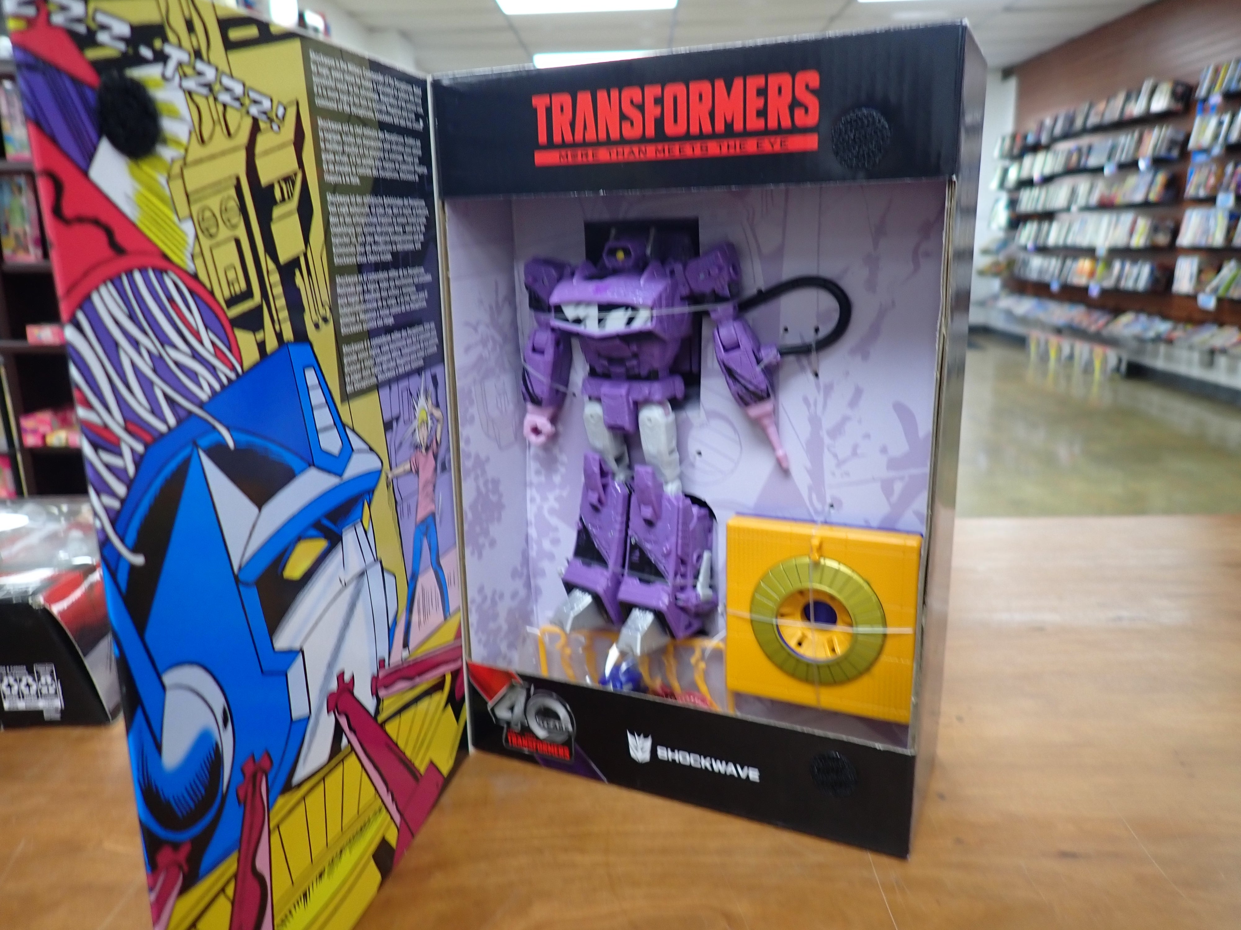 Transformers 40th Anniversary - Shockwave