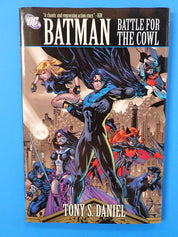 Batman Battle for the Cowl HC [Pre-Owned]